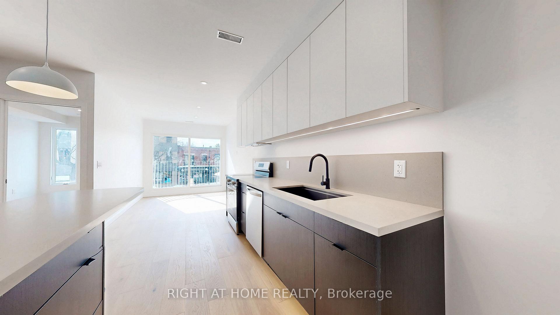 Photo 4 of Unit Unit 3, 3122 Dundas Street W, Toronto, Junction Area — HOMEH