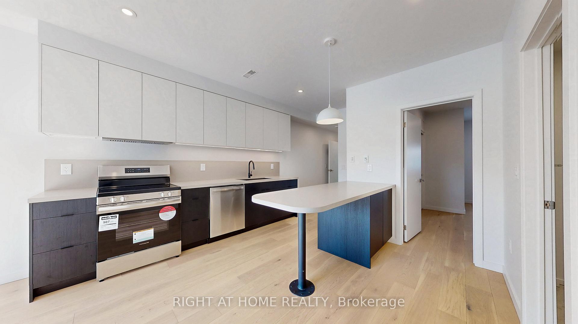 Photo 6 of Unit Unit 3, 3122 Dundas Street W, Toronto, Junction Area — HOMEH