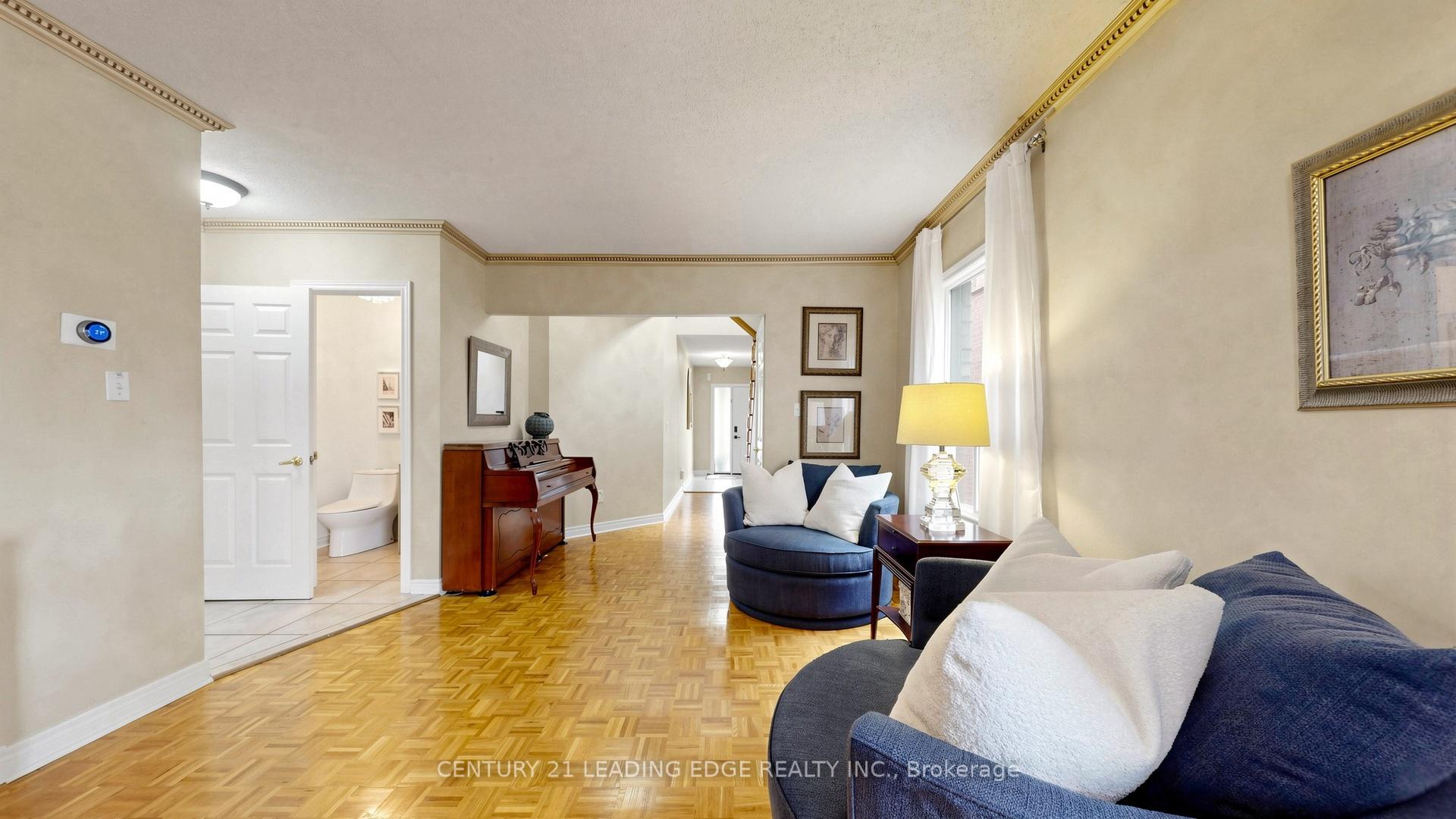 Photo 7 of 168 Valentina Drive, Markham, Village Green-South Unionville — HOMEH