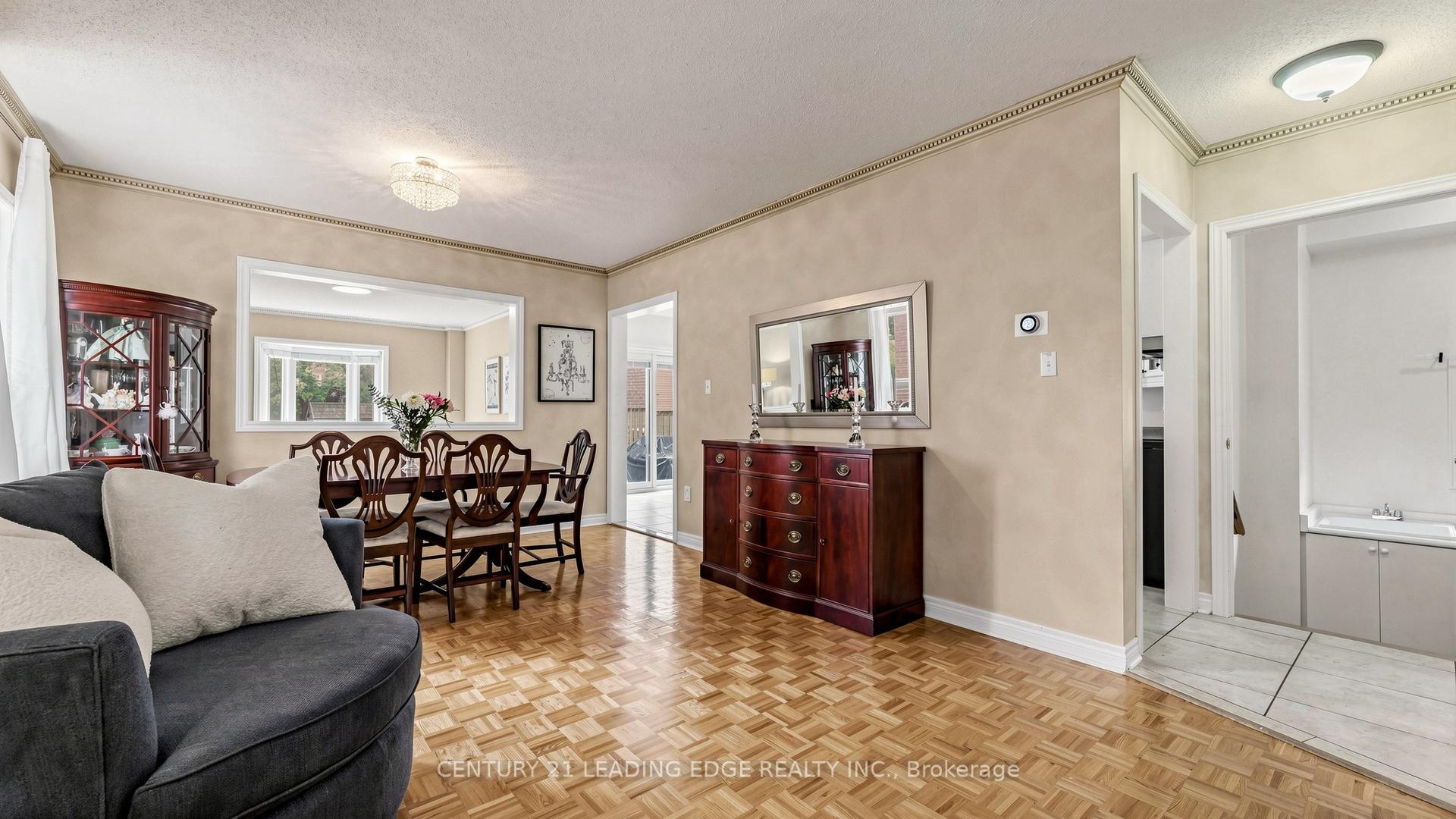 Photo 9 of 168 Valentina Drive, Markham, Village Green-South Unionville — HOMEH