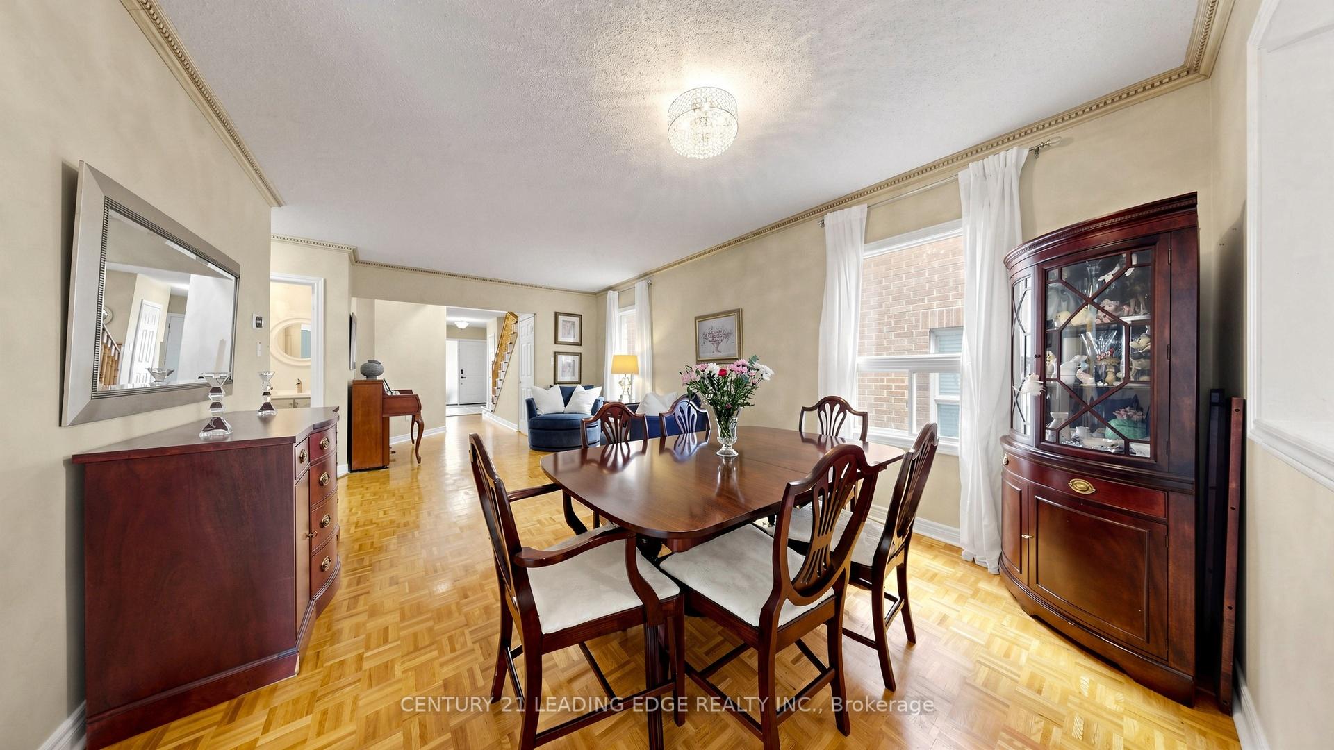 Photo 10 of 168 Valentina Drive, Markham, Village Green-South Unionville — HOMEH