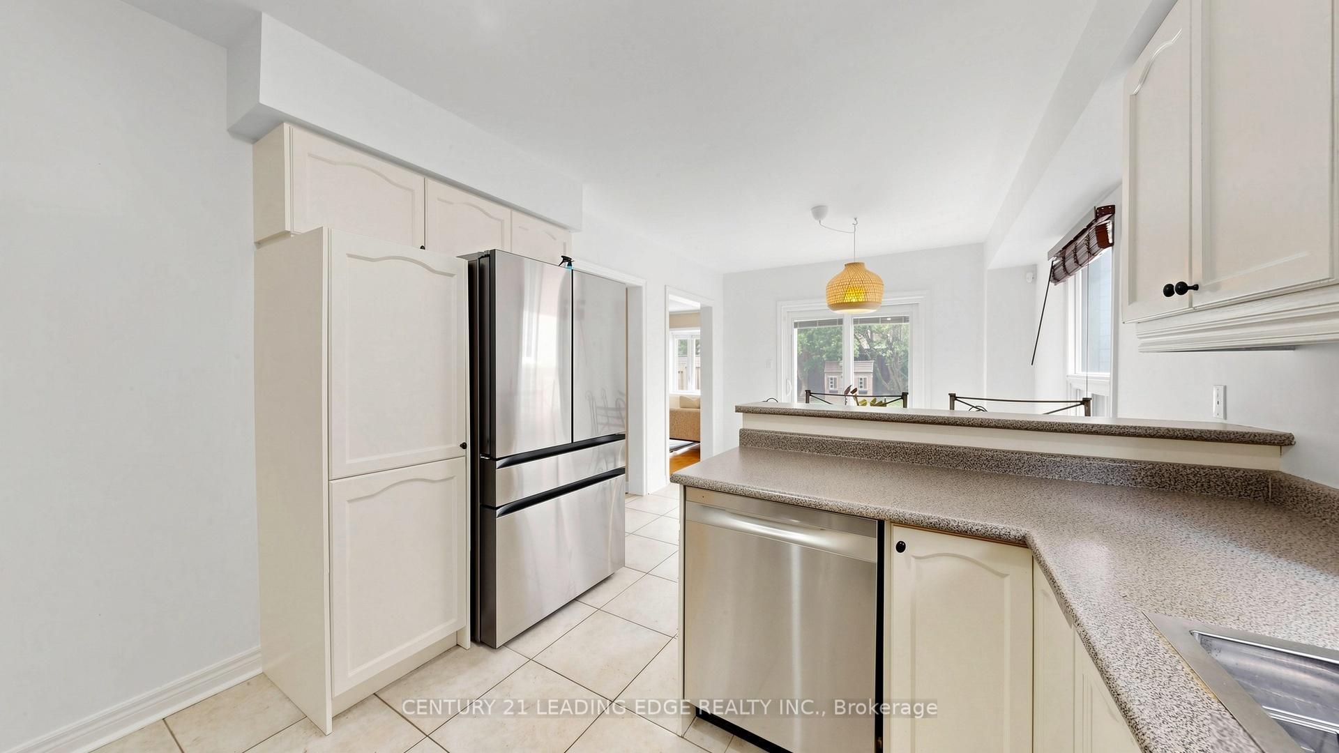 Photo 23 of 168 Valentina Drive, Markham, Village Green-South Unionville — HOMEH
