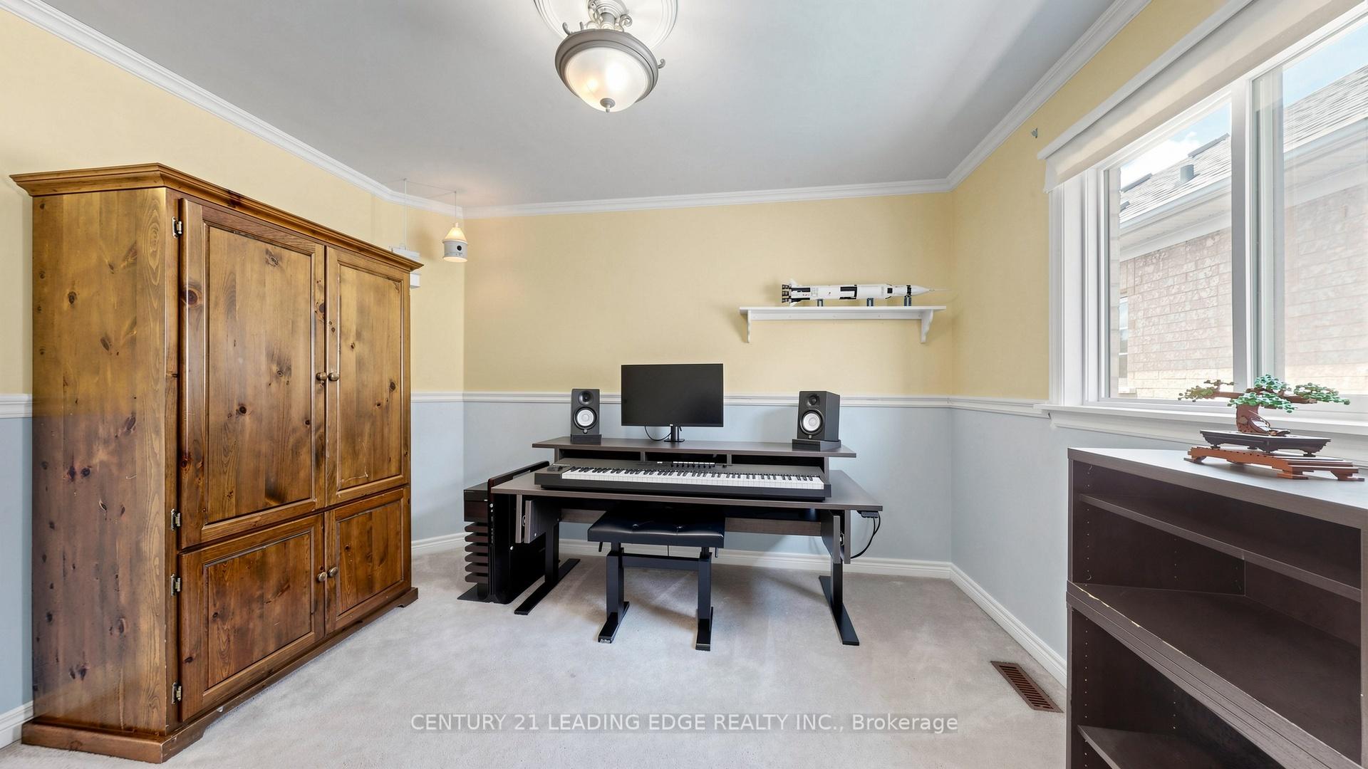 Photo 32 of 168 Valentina Drive, Markham, Village Green-South Unionville — HOMEH