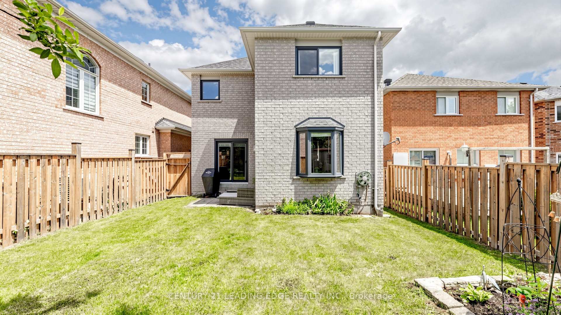 Photo 44 of 168 Valentina Drive, Markham, Village Green-South Unionville — HOMEH
