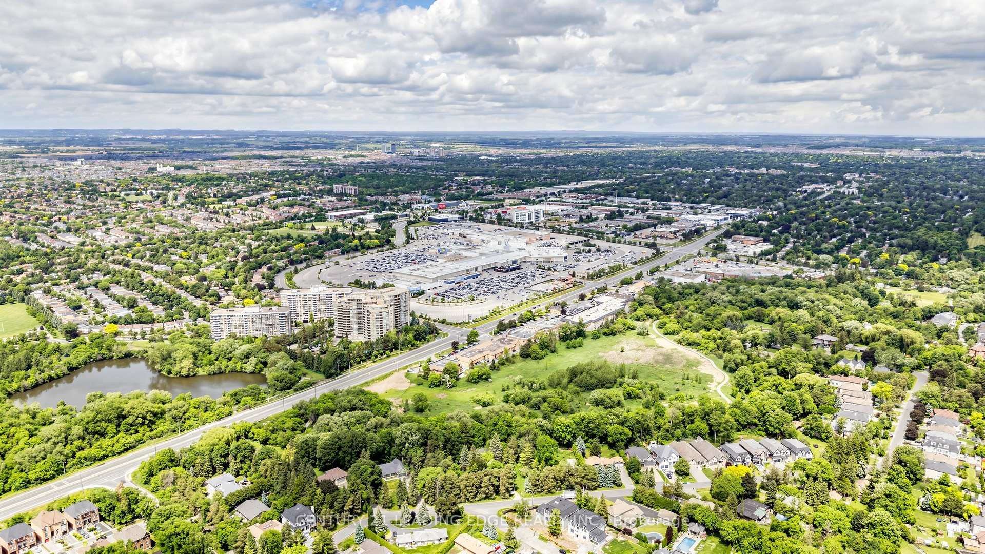 Photo 49 of 168 Valentina Drive, Markham, Village Green-South Unionville — HOMEH