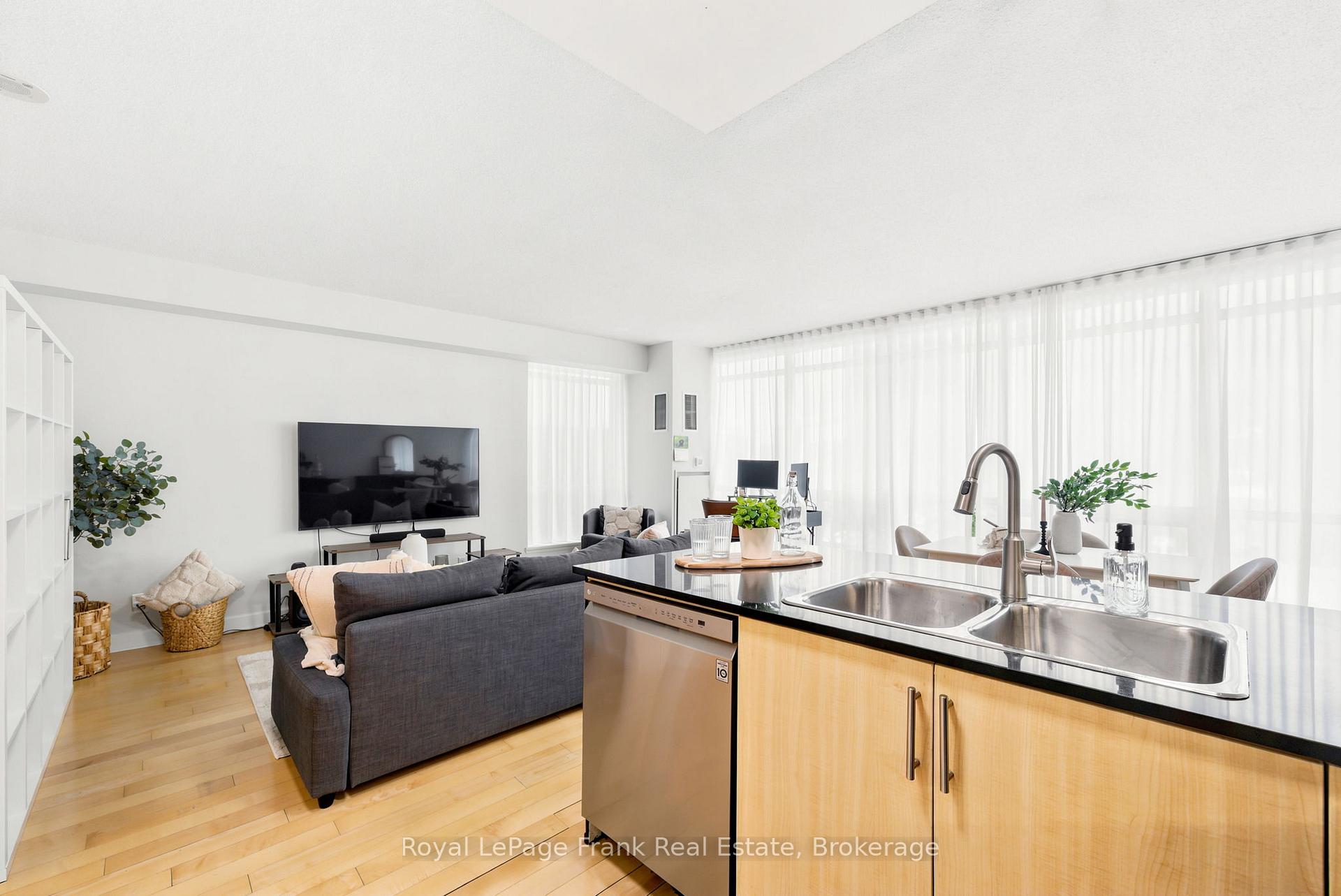 Photo 16 of Unit M24, 350 Wellington Street W, Toronto, Waterfront Communities — HOMEH