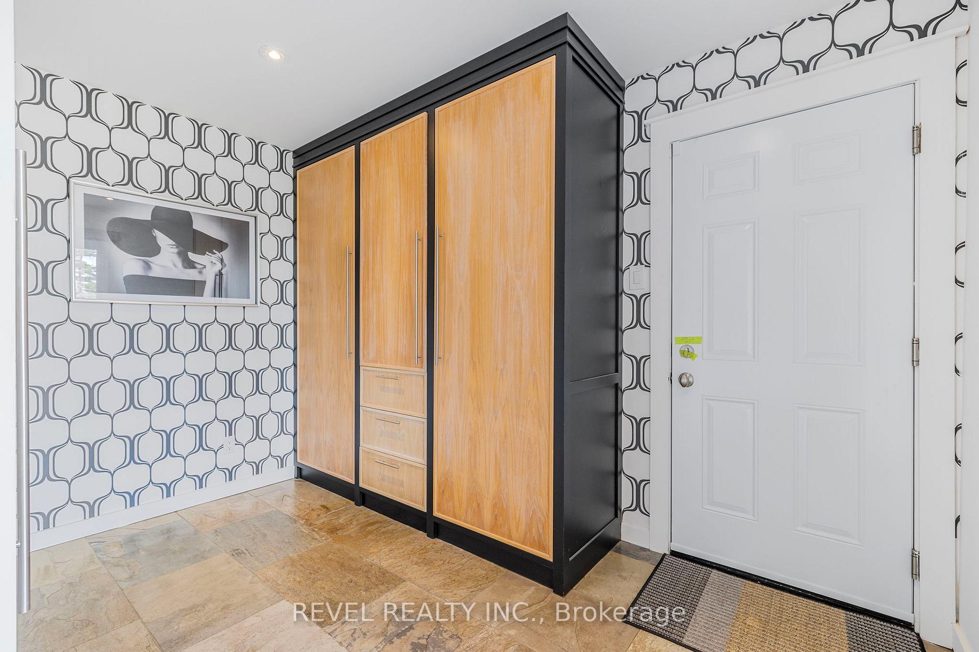 Photo 7 of 10 Shoreview Drive, Barrie, North Shore — HOMEH