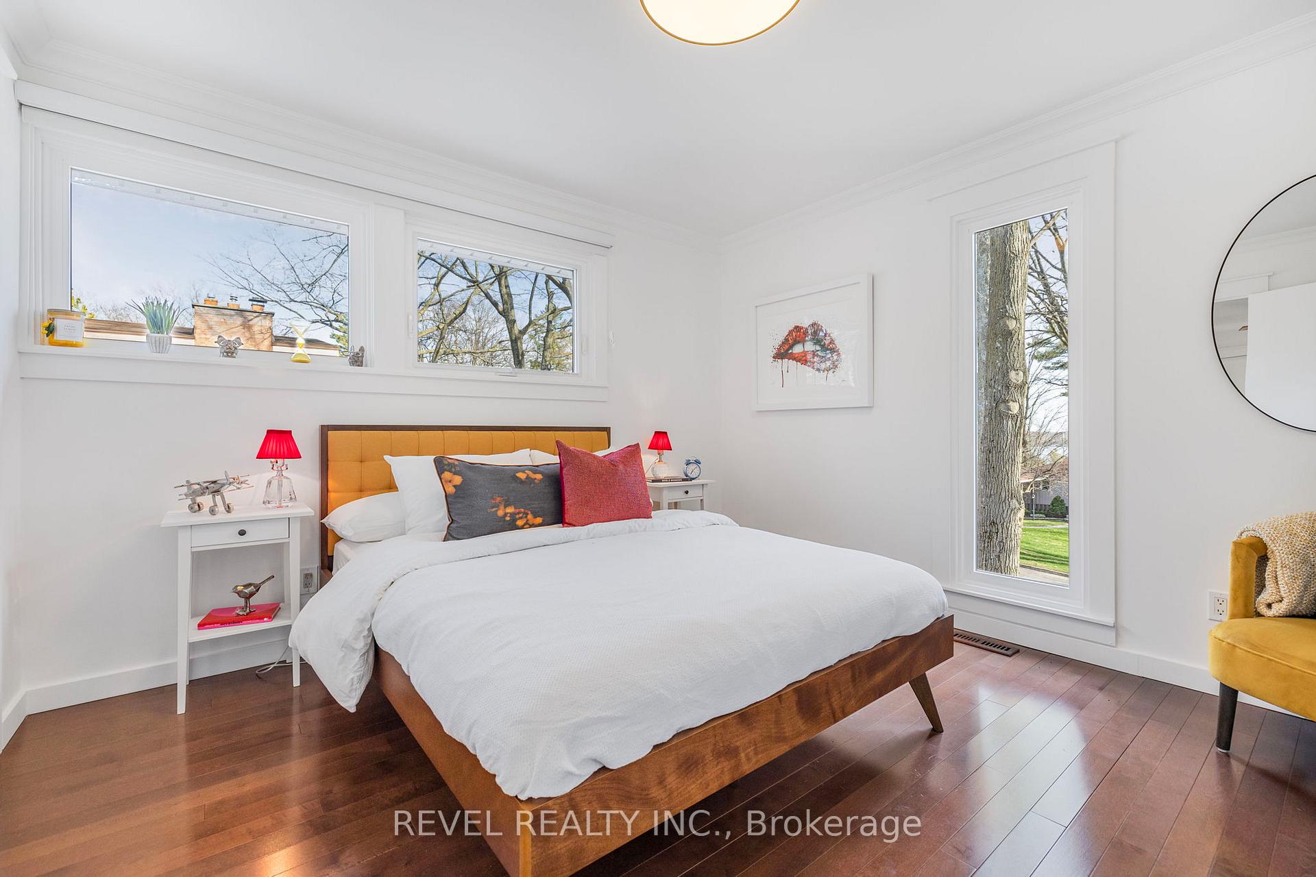 Photo 28 of 10 Shoreview Drive, Barrie, North Shore — HOMEH