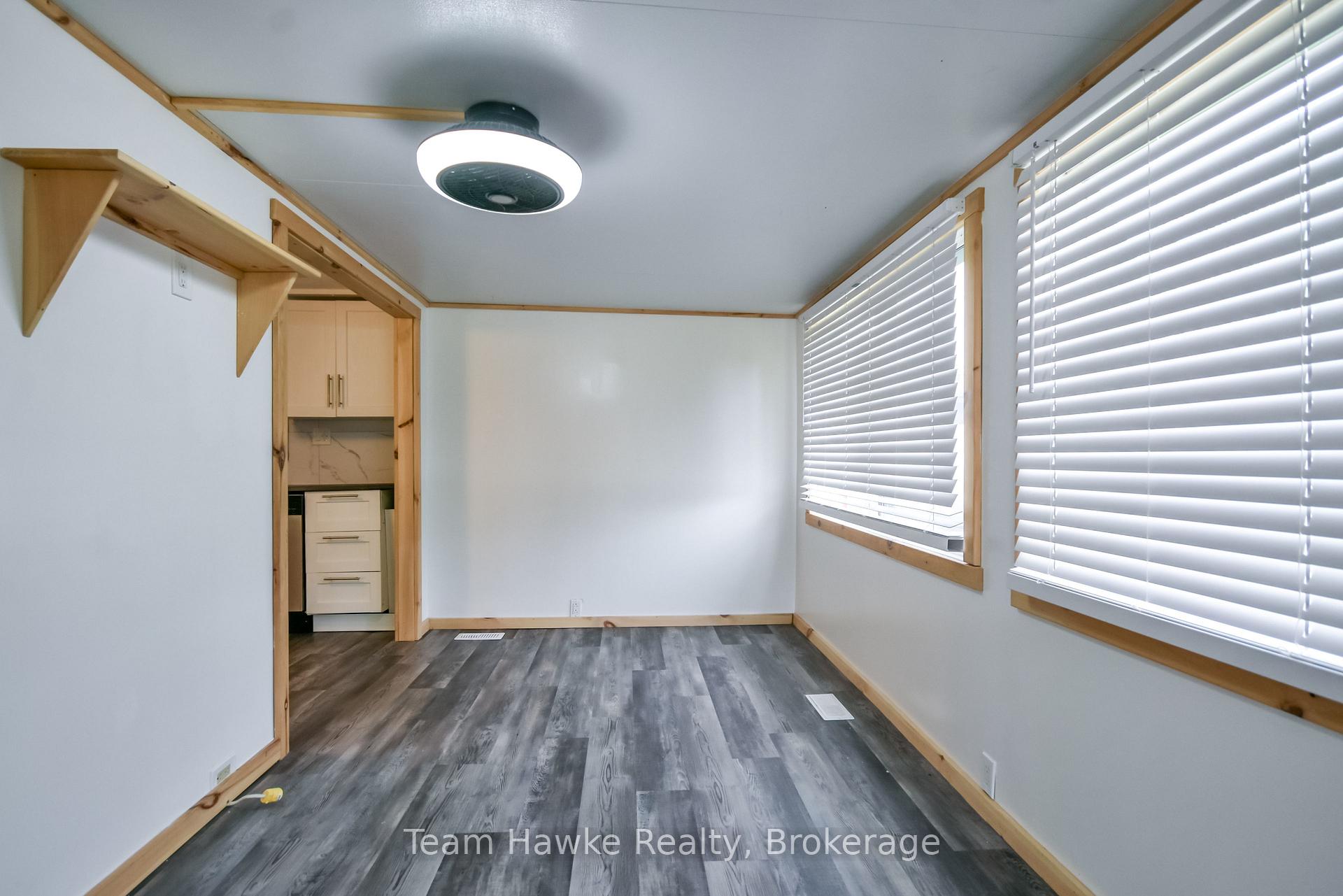 Photo 5 of 11 Ryan's Road, Midland — HOMEH