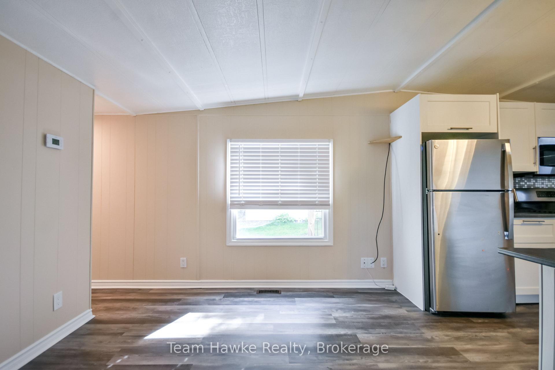 Photo 12 of 11 Ryan's Road, Midland — HOMEH