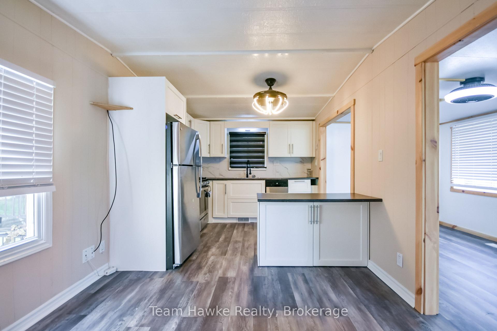Photo 16 of 11 Ryan's Road, Midland — HOMEH