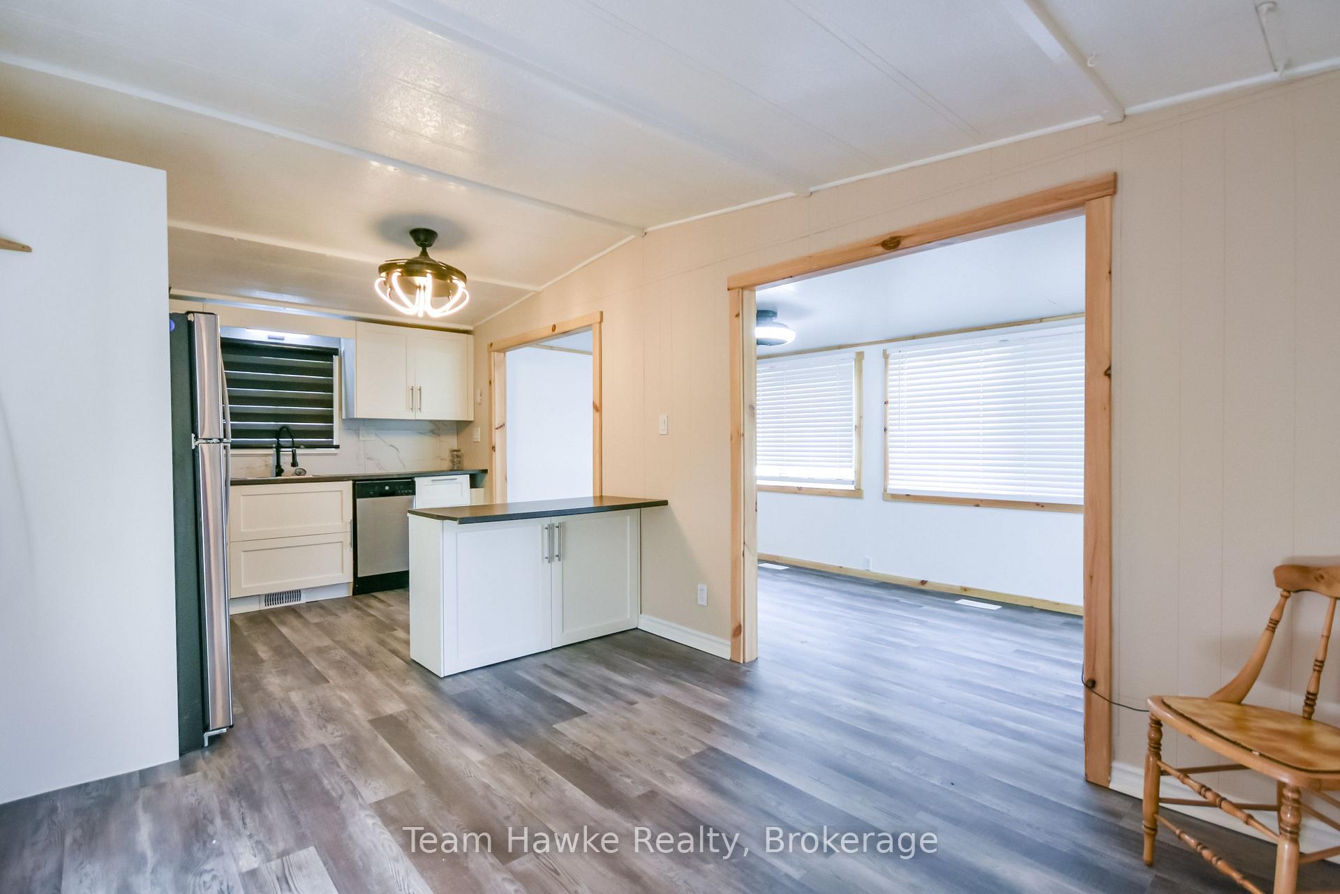 Photo 17 of 11 Ryan's Road, Midland — HOMEH