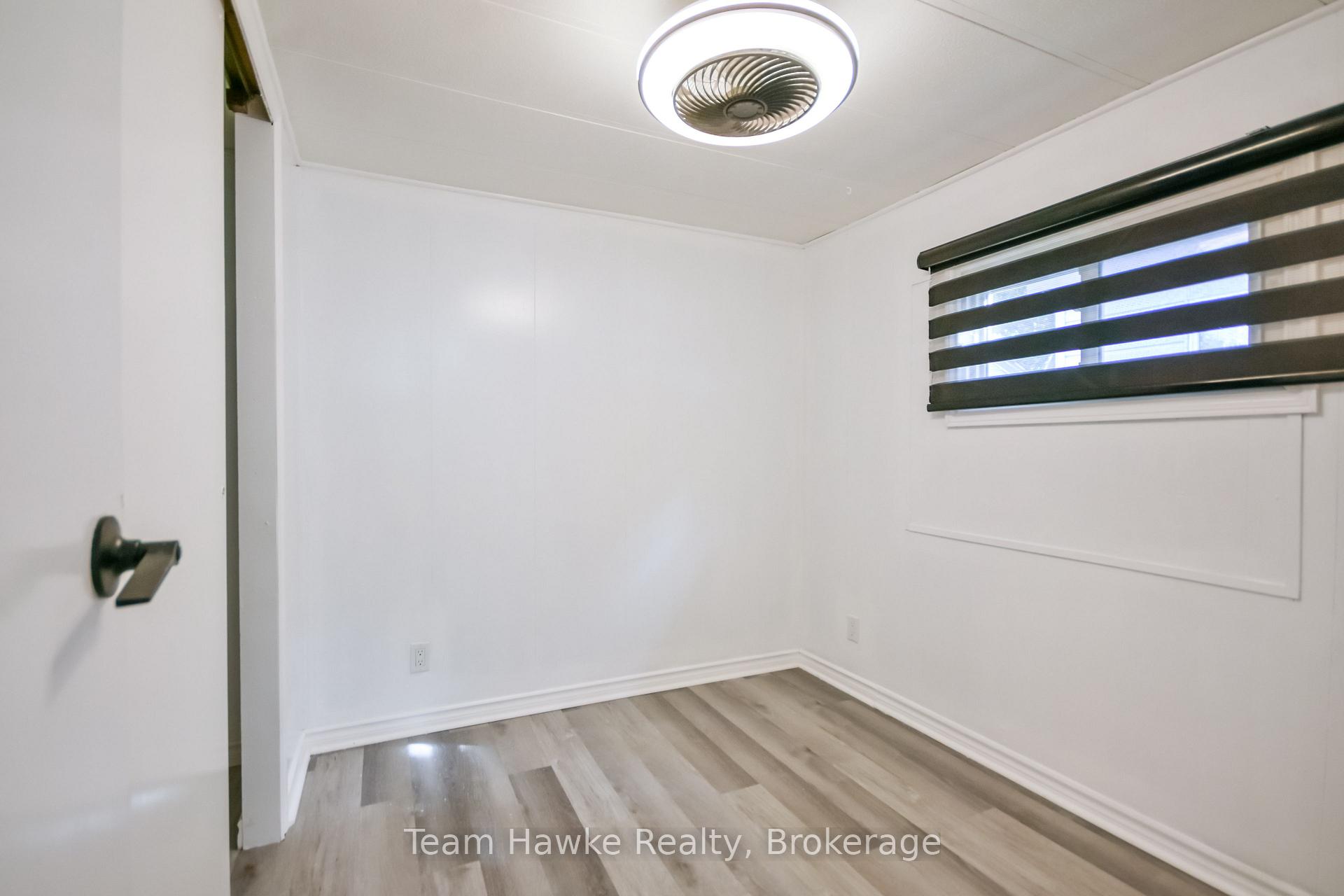 Photo 20 of 11 Ryan's Road, Midland — HOMEH