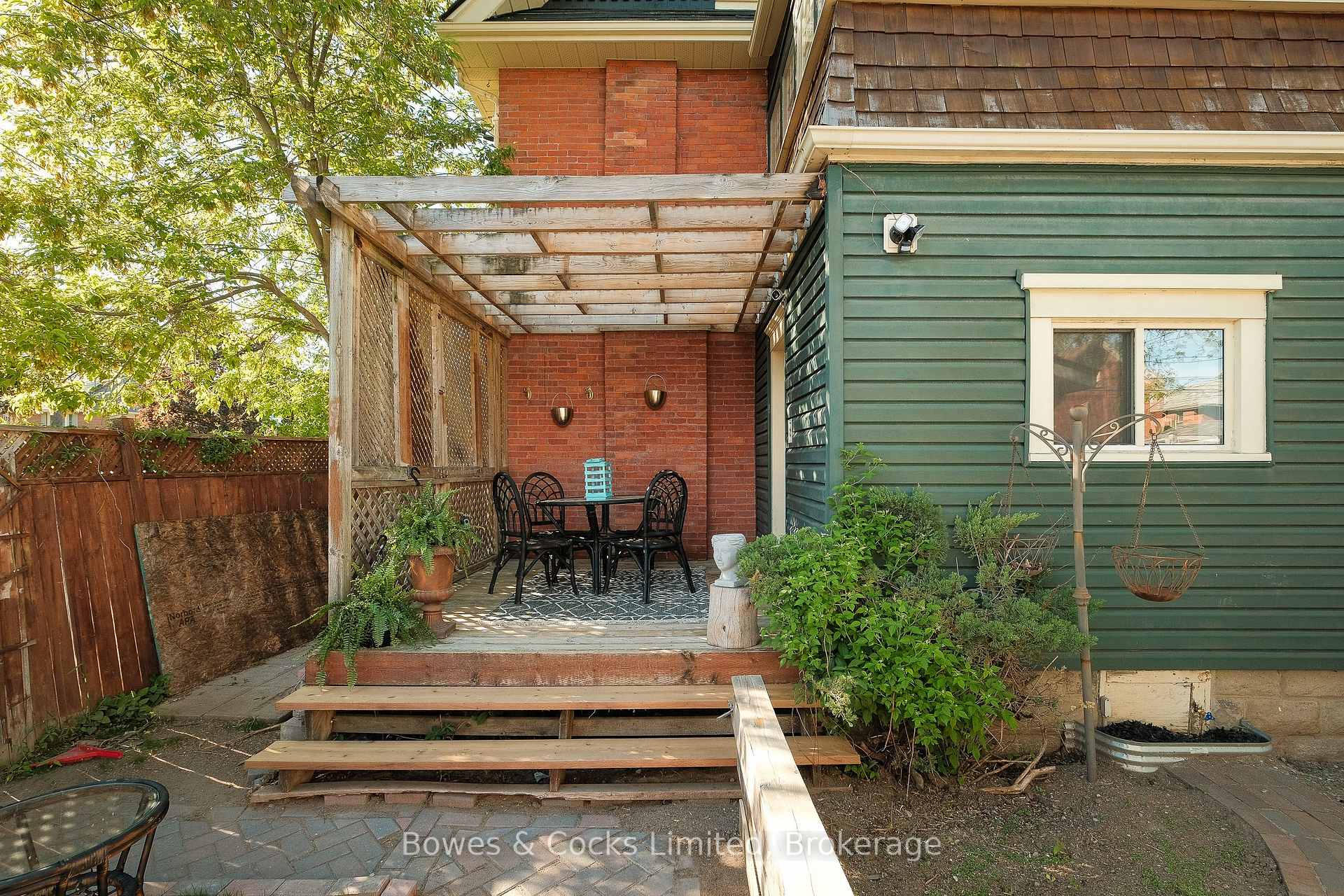 Photo 34 of 599 Gilmour Street, Peterborough, Town Ward 3 — HOMEH