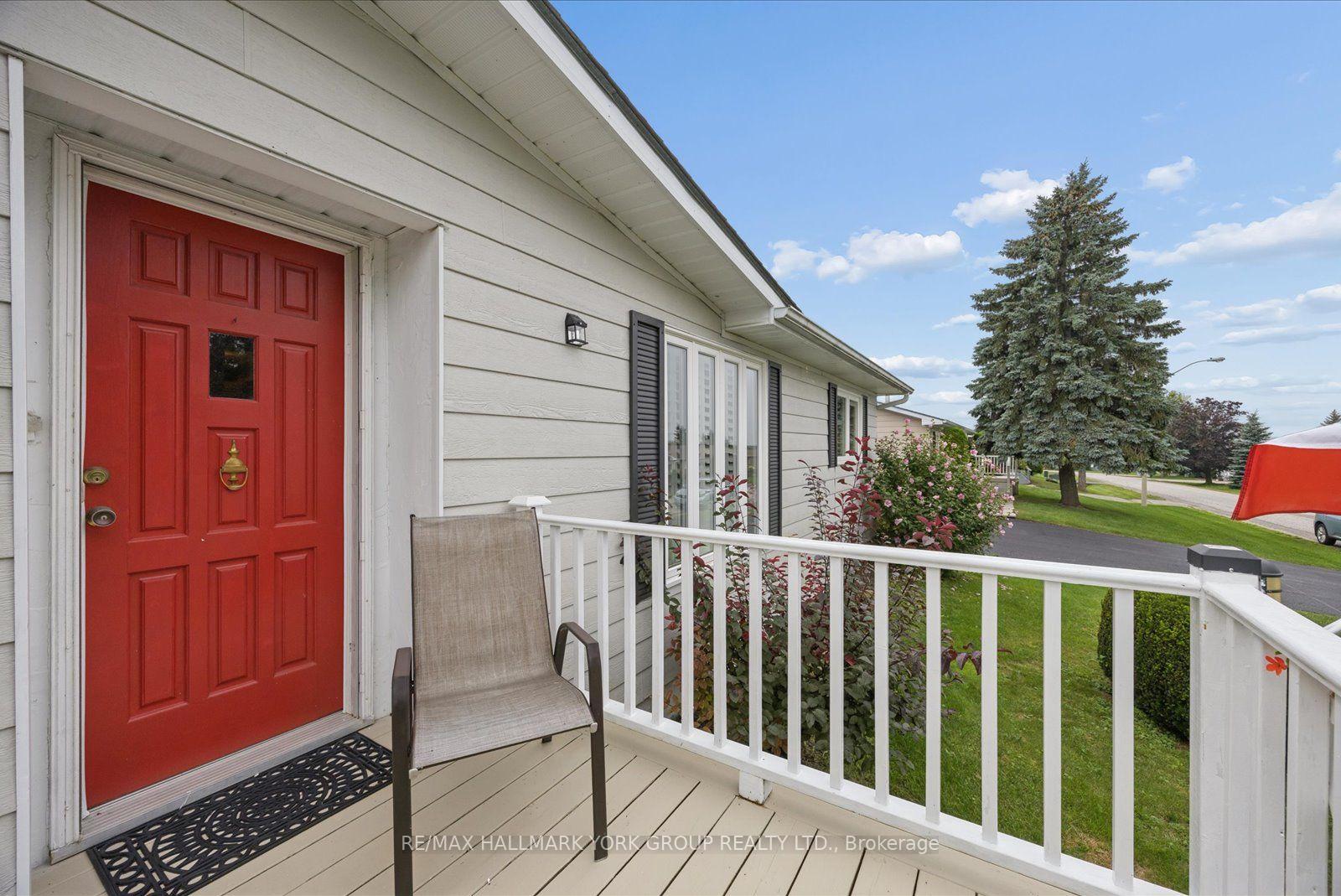 Photo 3 of 10 Kelsey Crescent, Georgina, Sutton & Jackson's Point — HOMEH