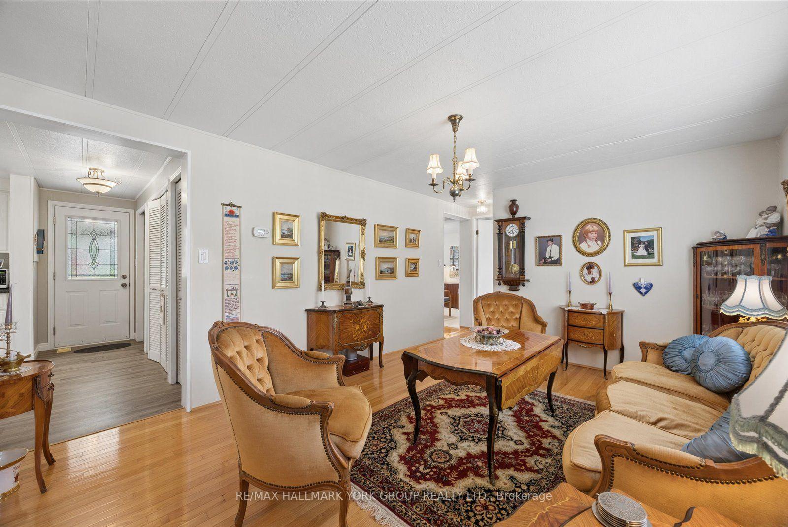 Photo 6 of 10 Kelsey Crescent, Georgina, Sutton & Jackson's Point — HOMEH