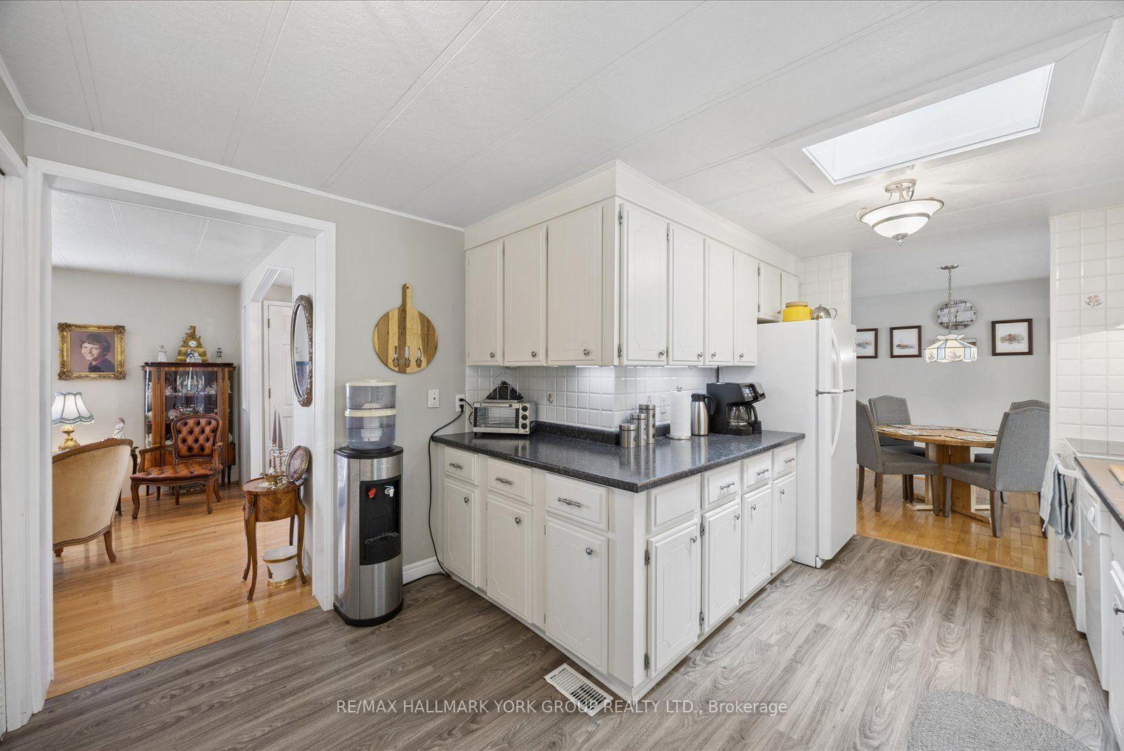 Photo 13 of 10 Kelsey Crescent, Georgina, Sutton & Jackson's Point — HOMEH
