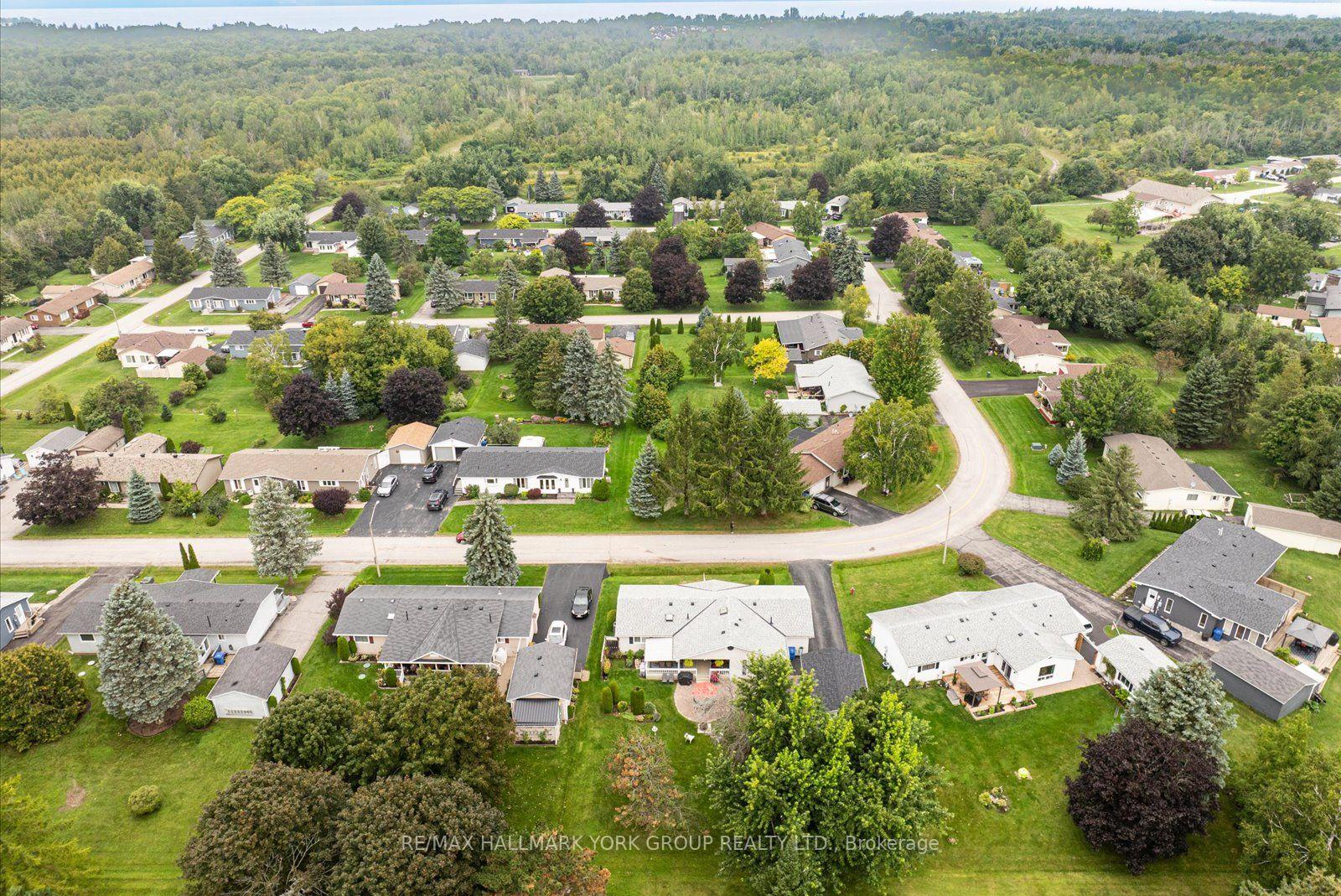 Photo 43 of 10 Kelsey Crescent, Georgina, Sutton & Jackson's Point — HOMEH