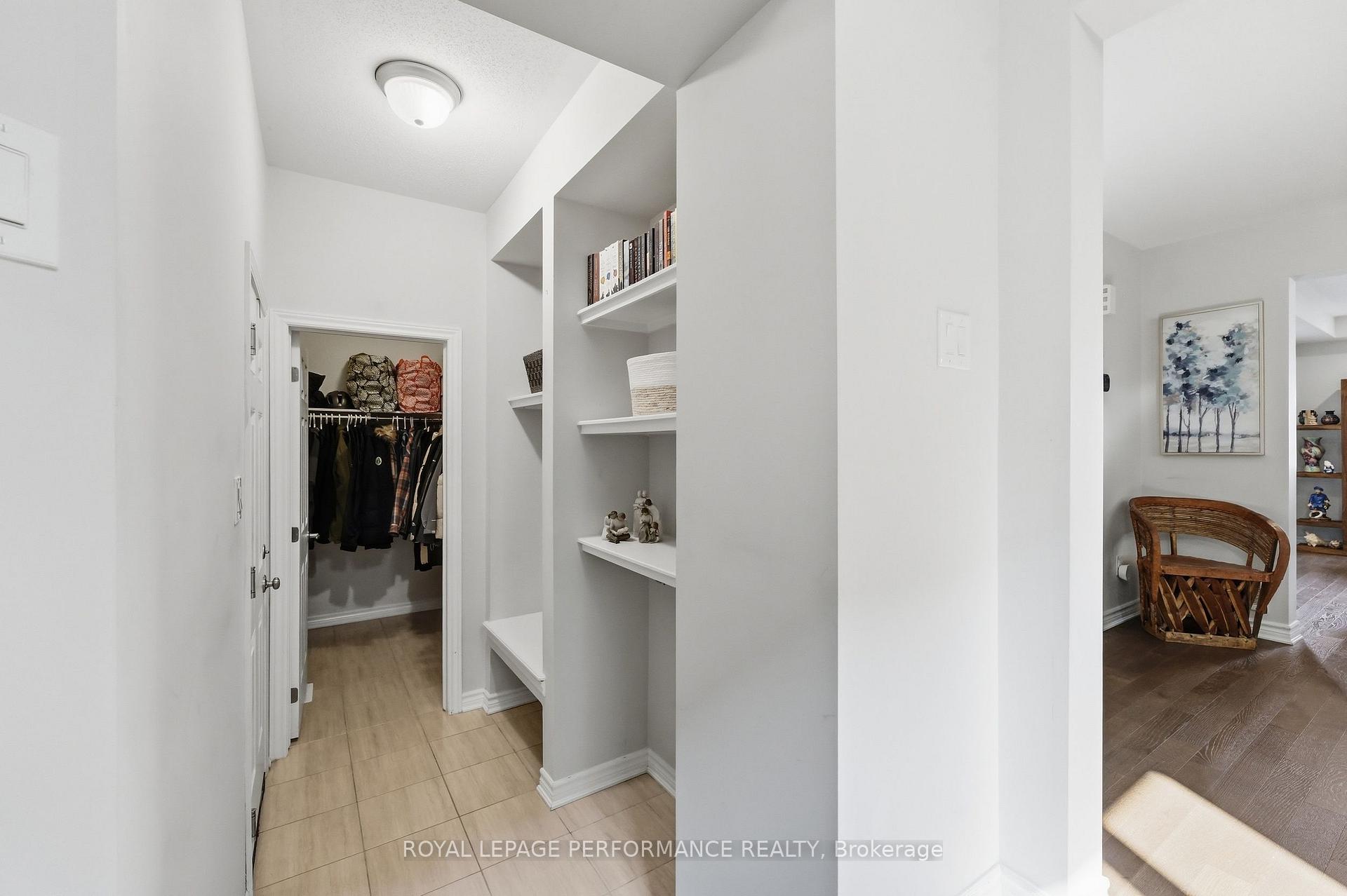 Photo 3 of 66 Baldcypress Way, Ottawa, Kanata - Emerald Meadows/Trailwest — HOMEH