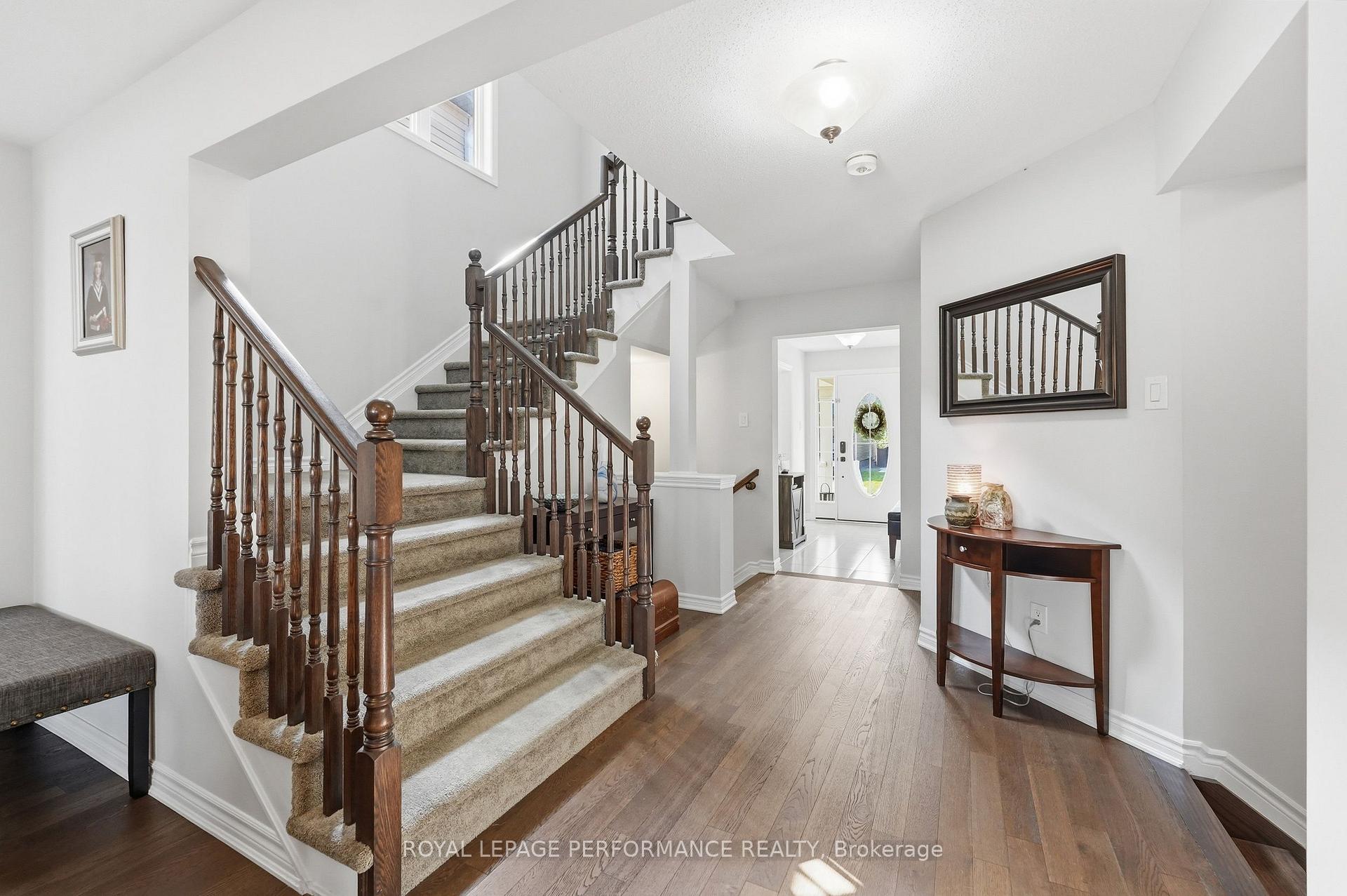 Photo 4 of 66 Baldcypress Way, Ottawa, Kanata - Emerald Meadows/Trailwest — HOMEH