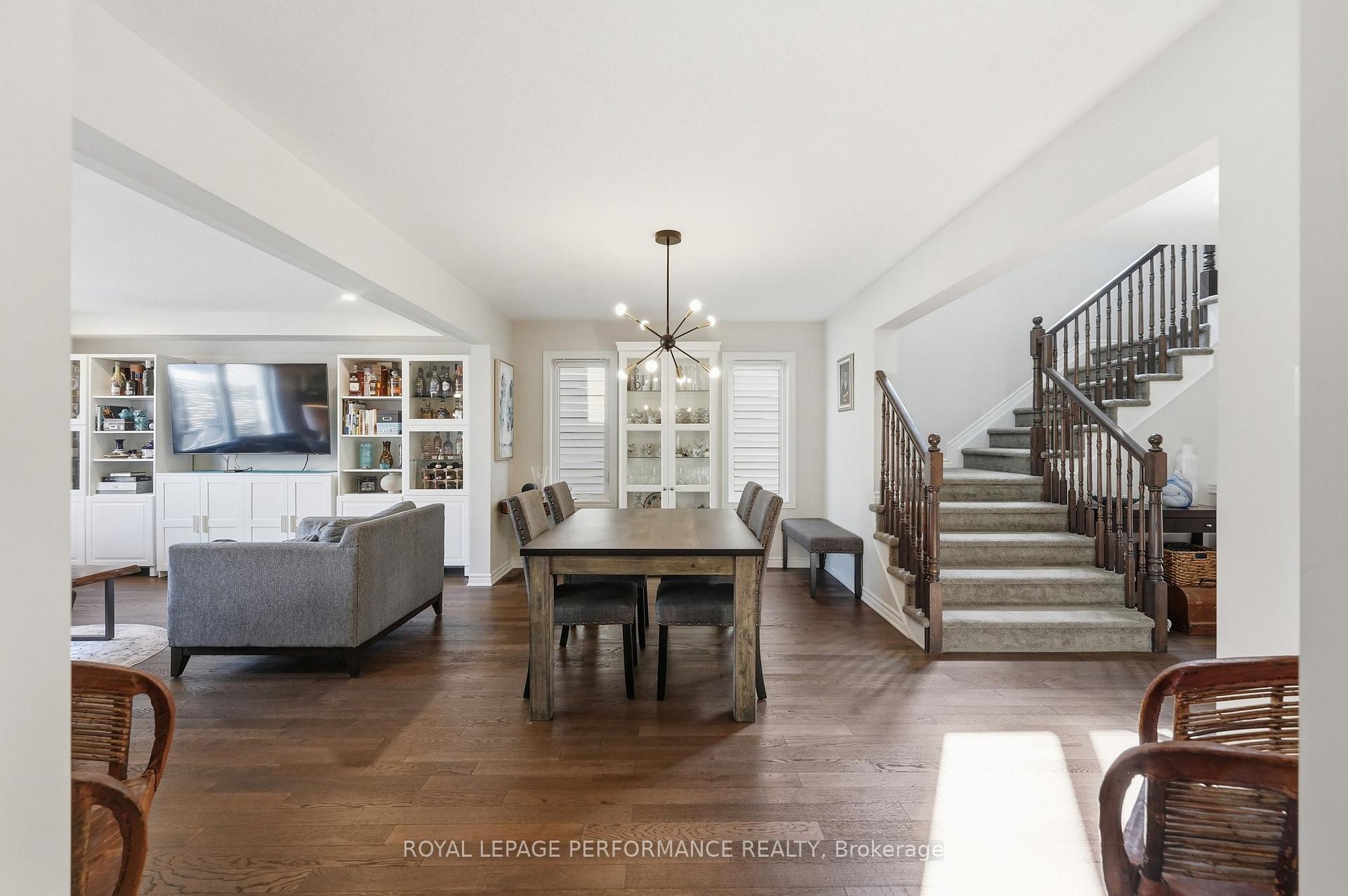 Photo 8 of 66 Baldcypress Way, Ottawa, Kanata - Emerald Meadows/Trailwest — HOMEH