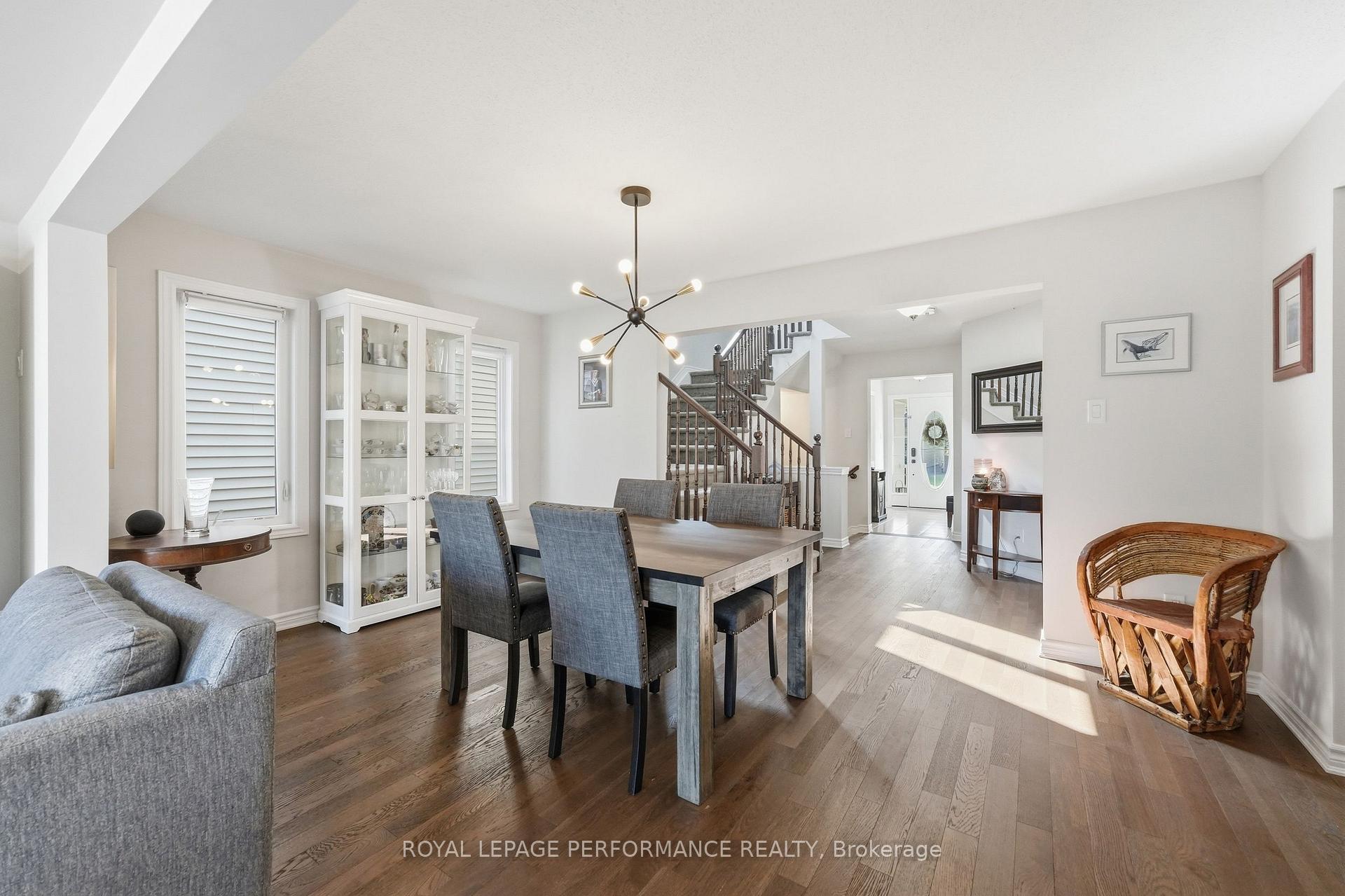 Photo 9 of 66 Baldcypress Way, Ottawa, Kanata - Emerald Meadows/Trailwest — HOMEH