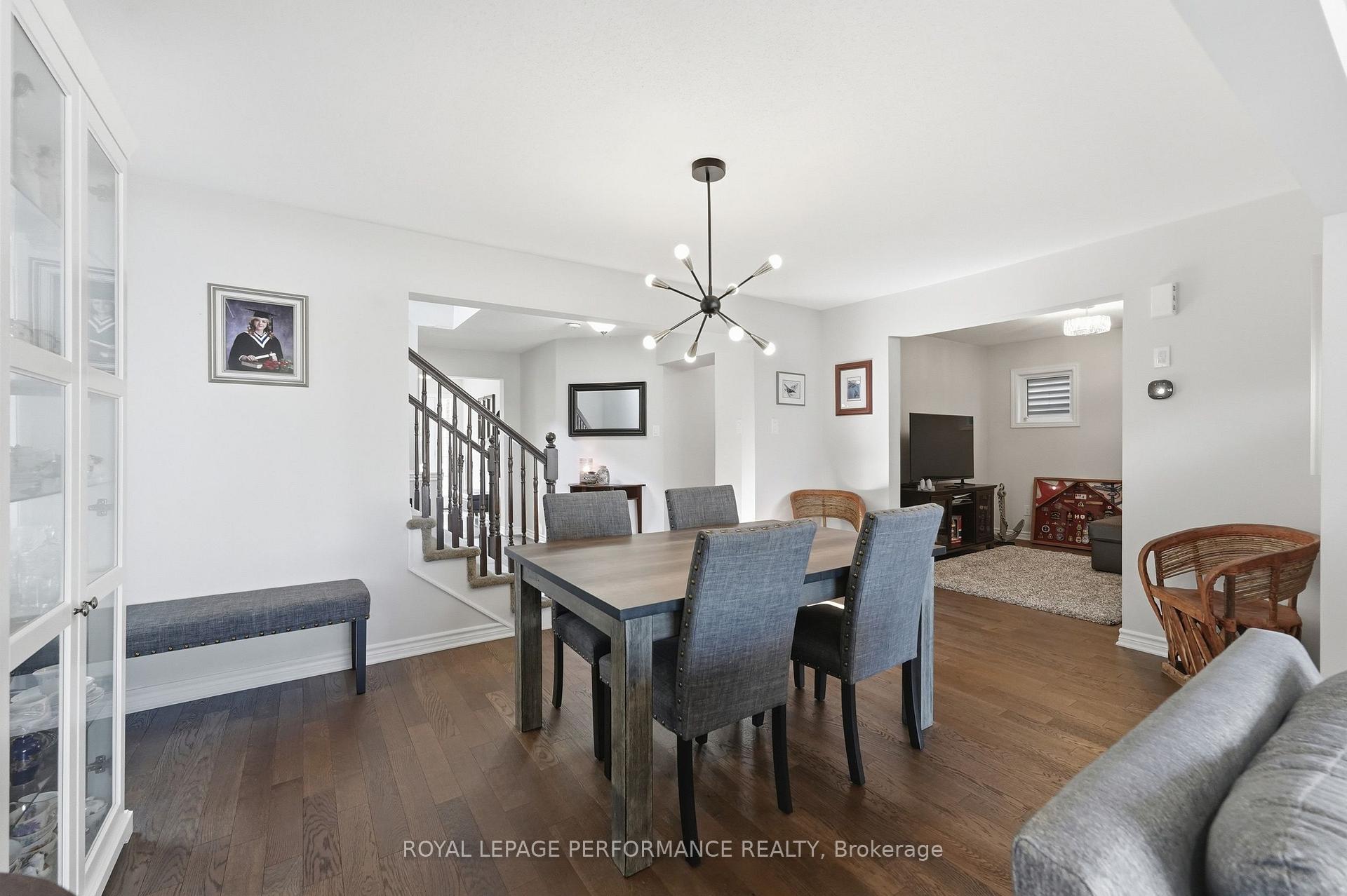 Photo 10 of 66 Baldcypress Way, Ottawa, Kanata - Emerald Meadows/Trailwest — HOMEH