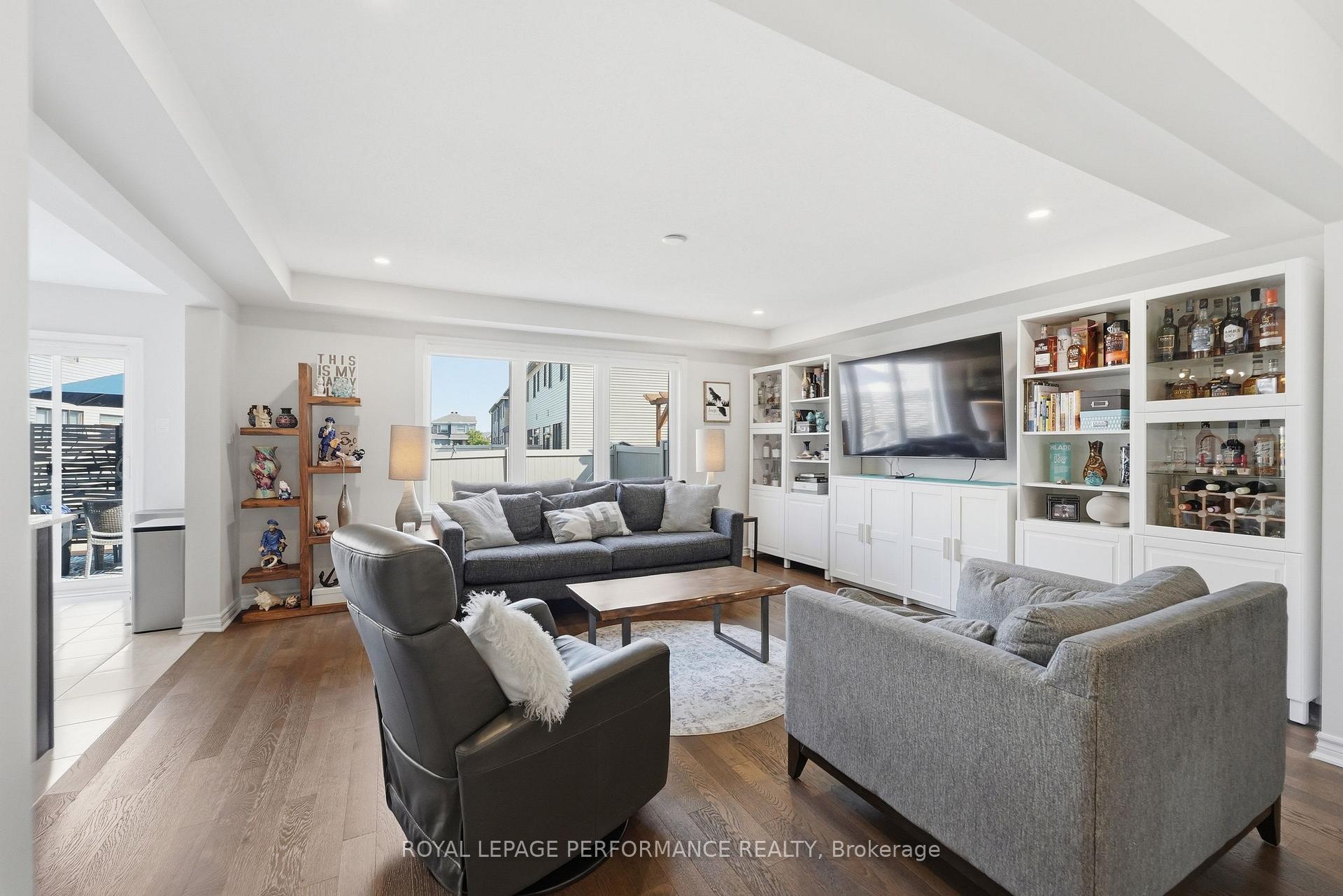 Photo 12 of 66 Baldcypress Way, Ottawa, Kanata - Emerald Meadows/Trailwest — HOMEH