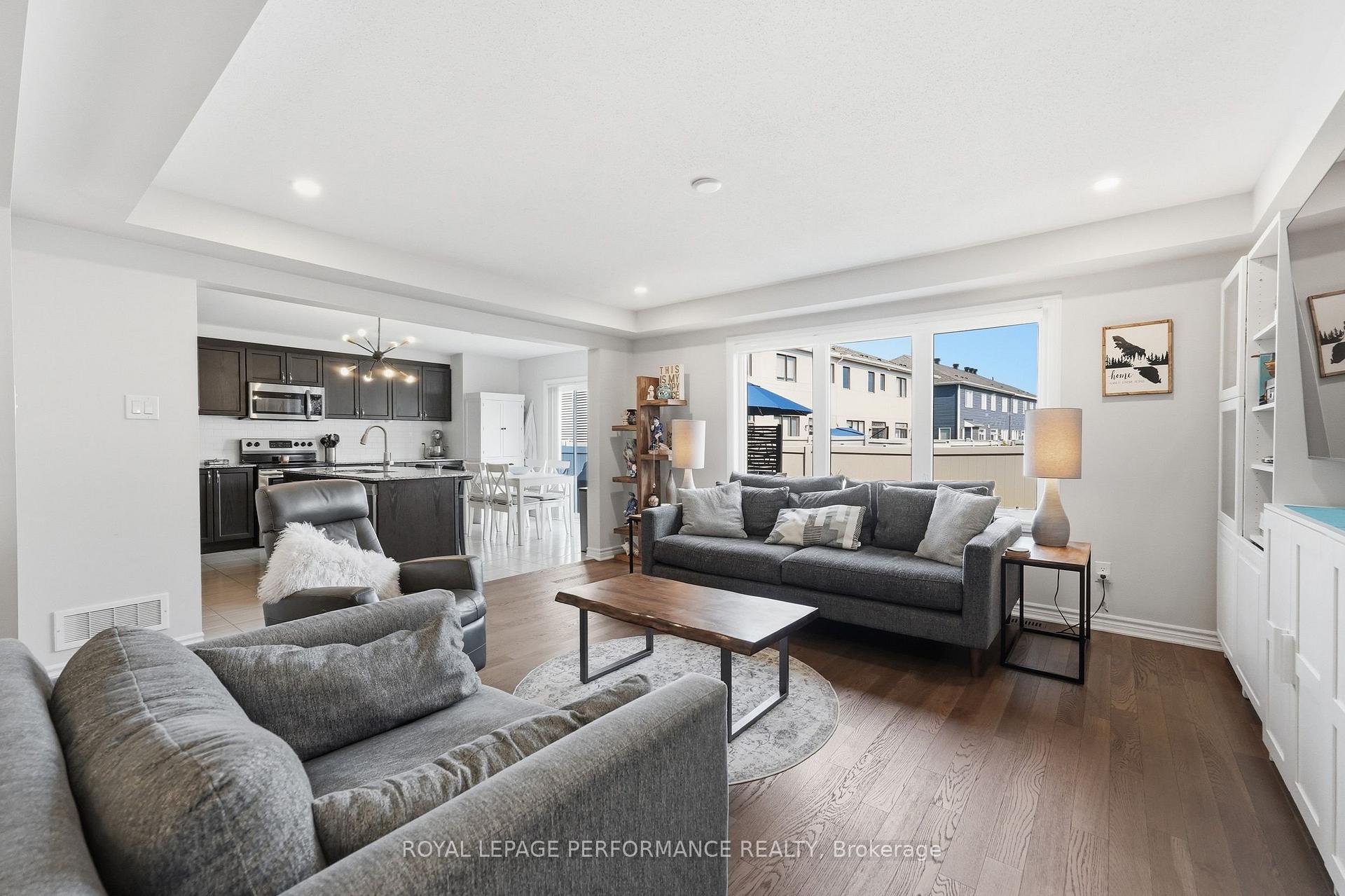 Photo 15 of 66 Baldcypress Way, Ottawa, Kanata - Emerald Meadows/Trailwest — HOMEH
