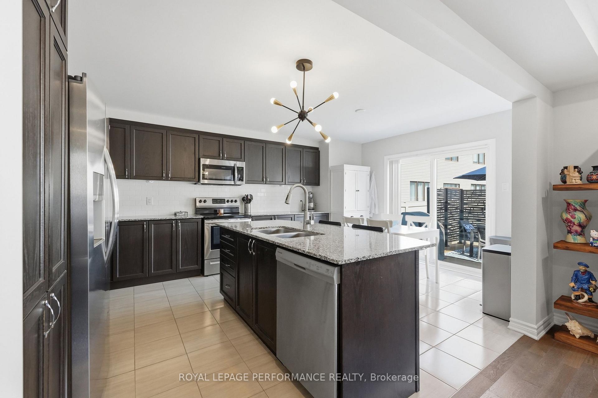Photo 22 of 66 Baldcypress Way, Ottawa, Kanata - Emerald Meadows/Trailwest — HOMEH