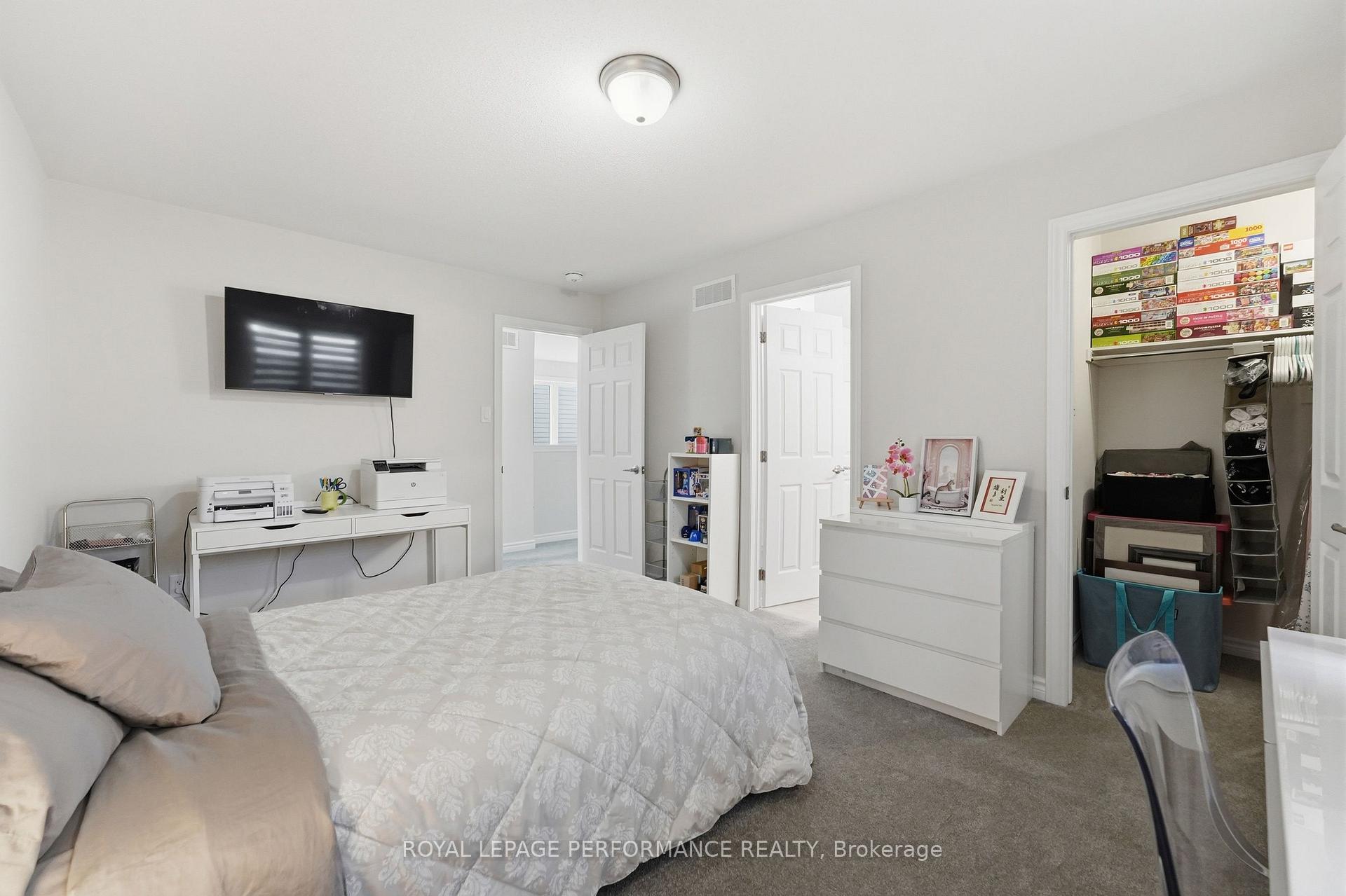 Photo 32 of 66 Baldcypress Way, Ottawa, Kanata - Emerald Meadows/Trailwest — HOMEH