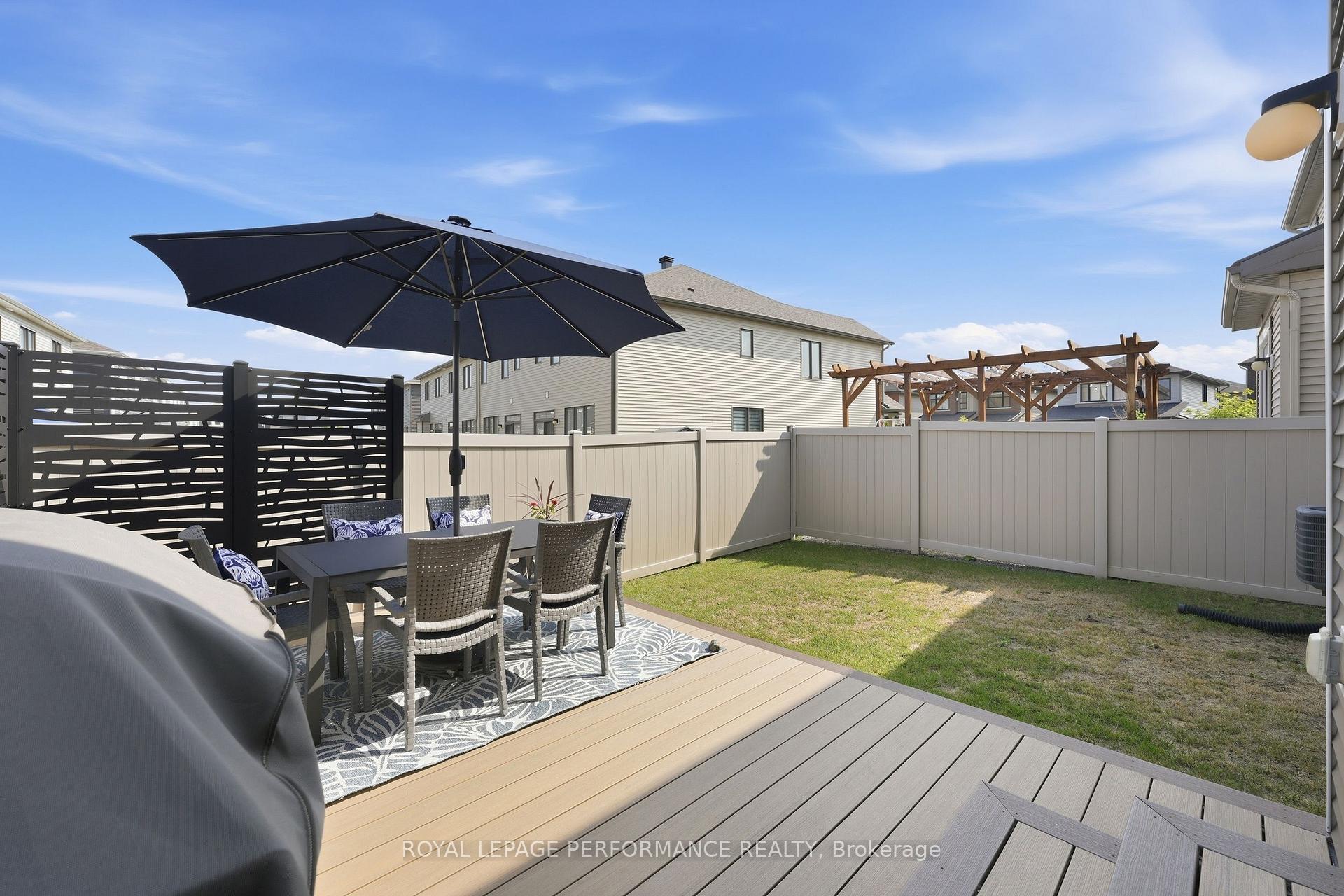 Photo 37 of 66 Baldcypress Way, Ottawa, Kanata - Emerald Meadows/Trailwest — HOMEH