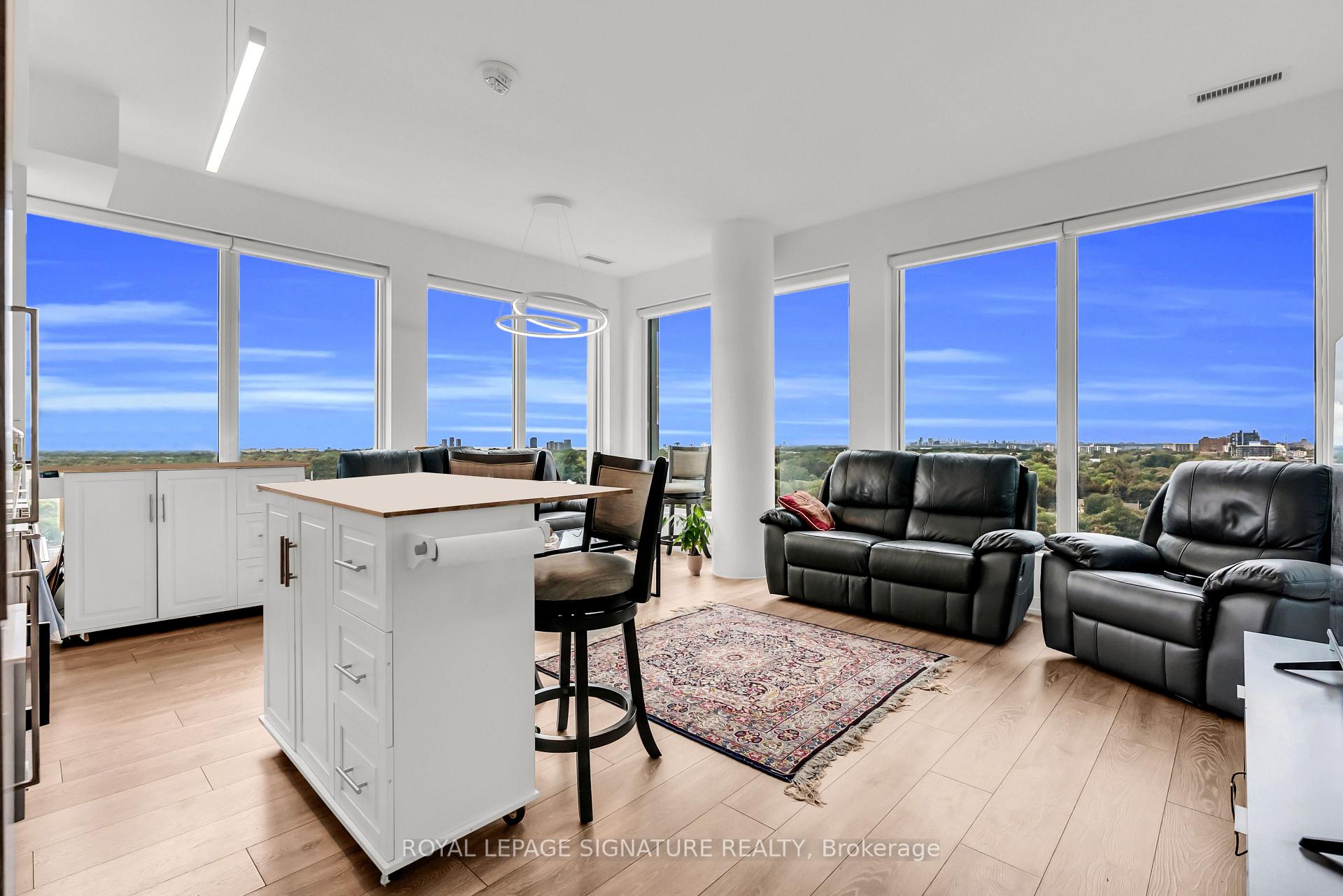 Photo 7 of Unit 1121, 2020 Bathurst Street, Toronto, Forest Hill South — HOMEH