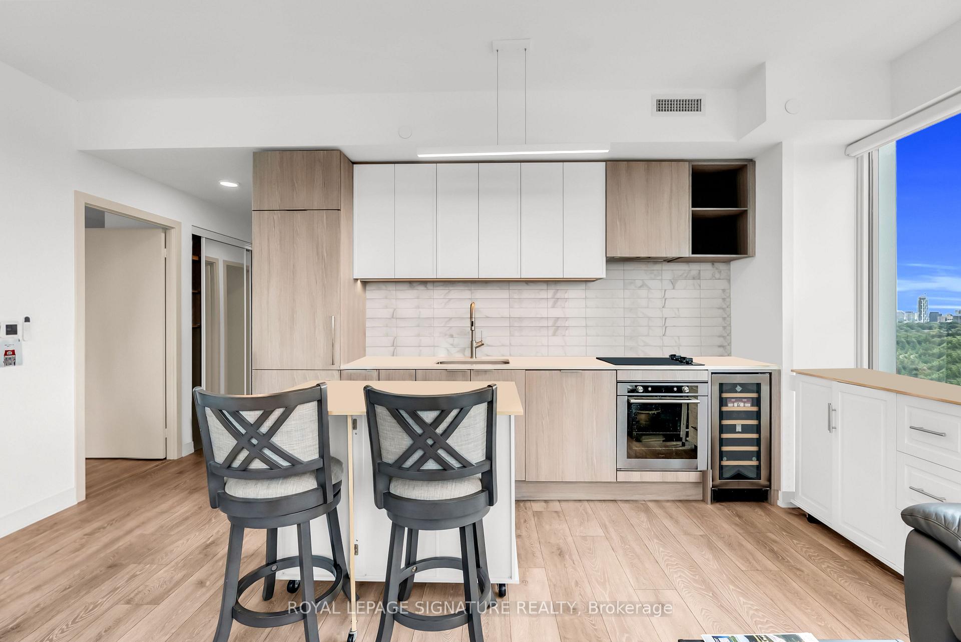 Photo 12 of Unit 1121, 2020 Bathurst Street, Toronto, Forest Hill South — HOMEH