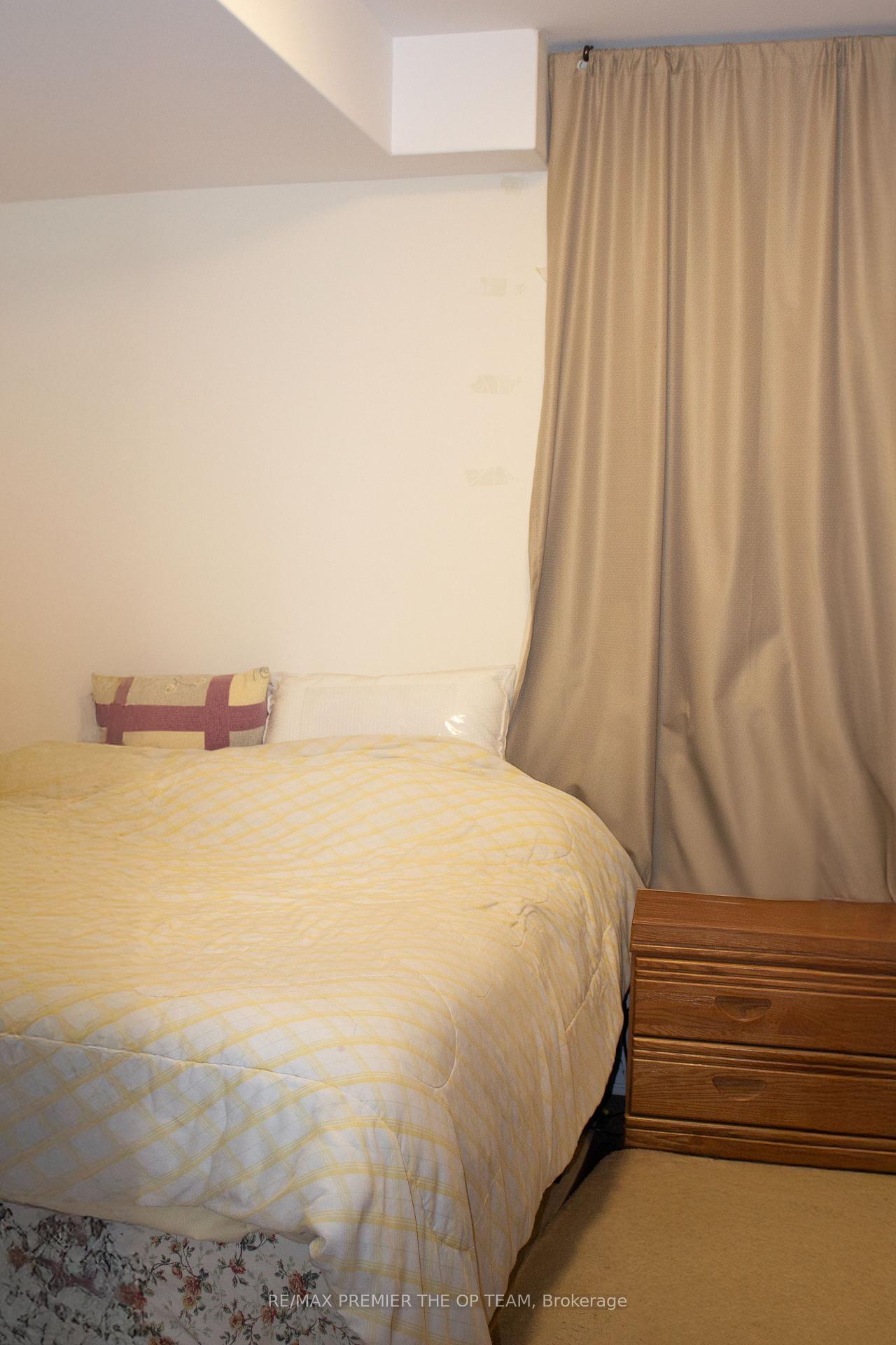 Photo 8 of Unit Lower, 7 Dunrobin Crescent, Vaughan, Kleinburg — HOMEH