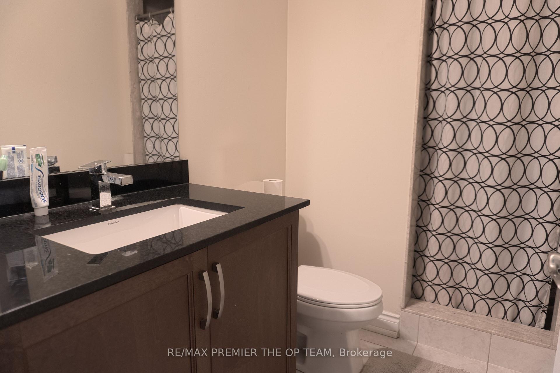 Photo 12 of Unit Lower, 7 Dunrobin Crescent, Vaughan, Kleinburg — HOMEH