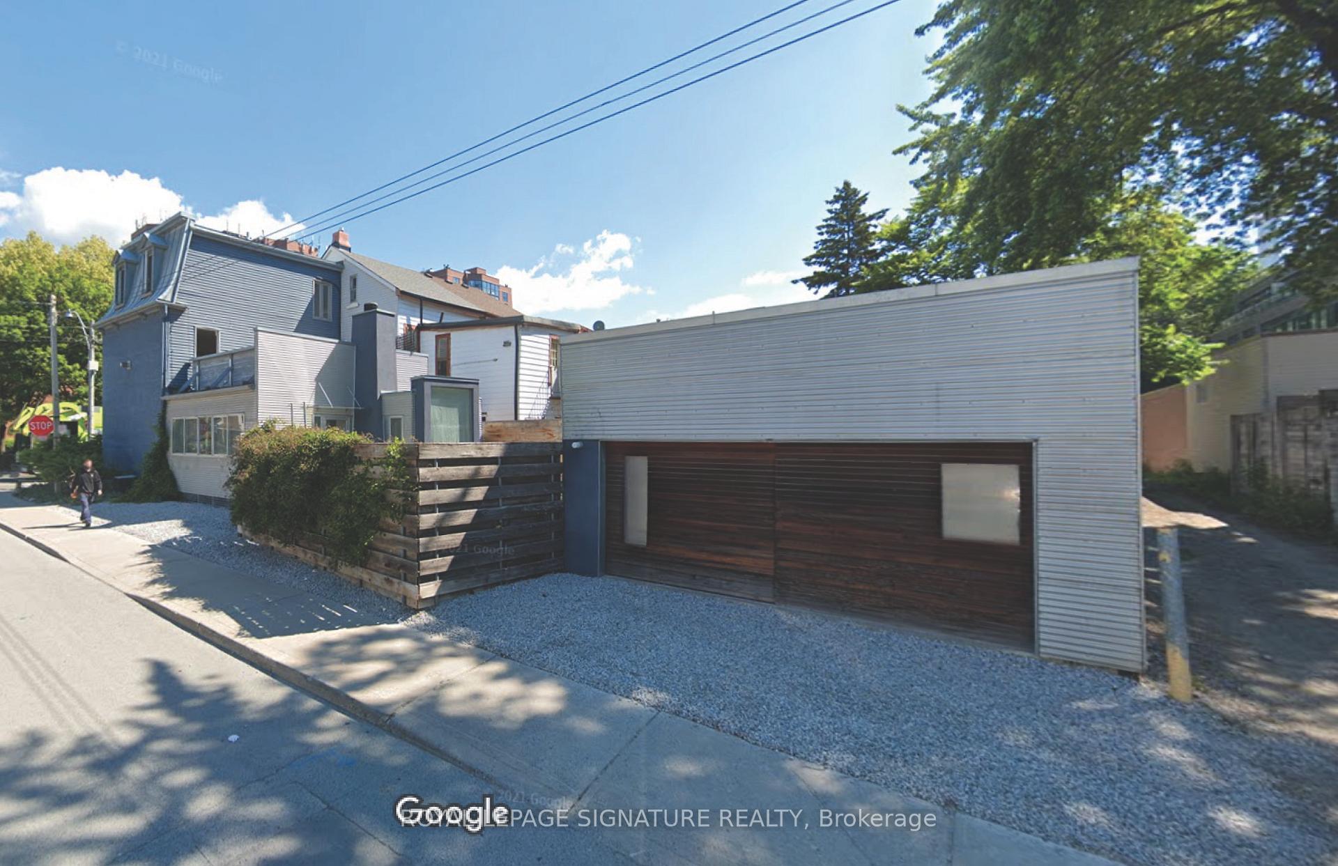 Photo 3 of Unit Main, 623 Wellington Street W, Toronto, Niagara — HOMEH