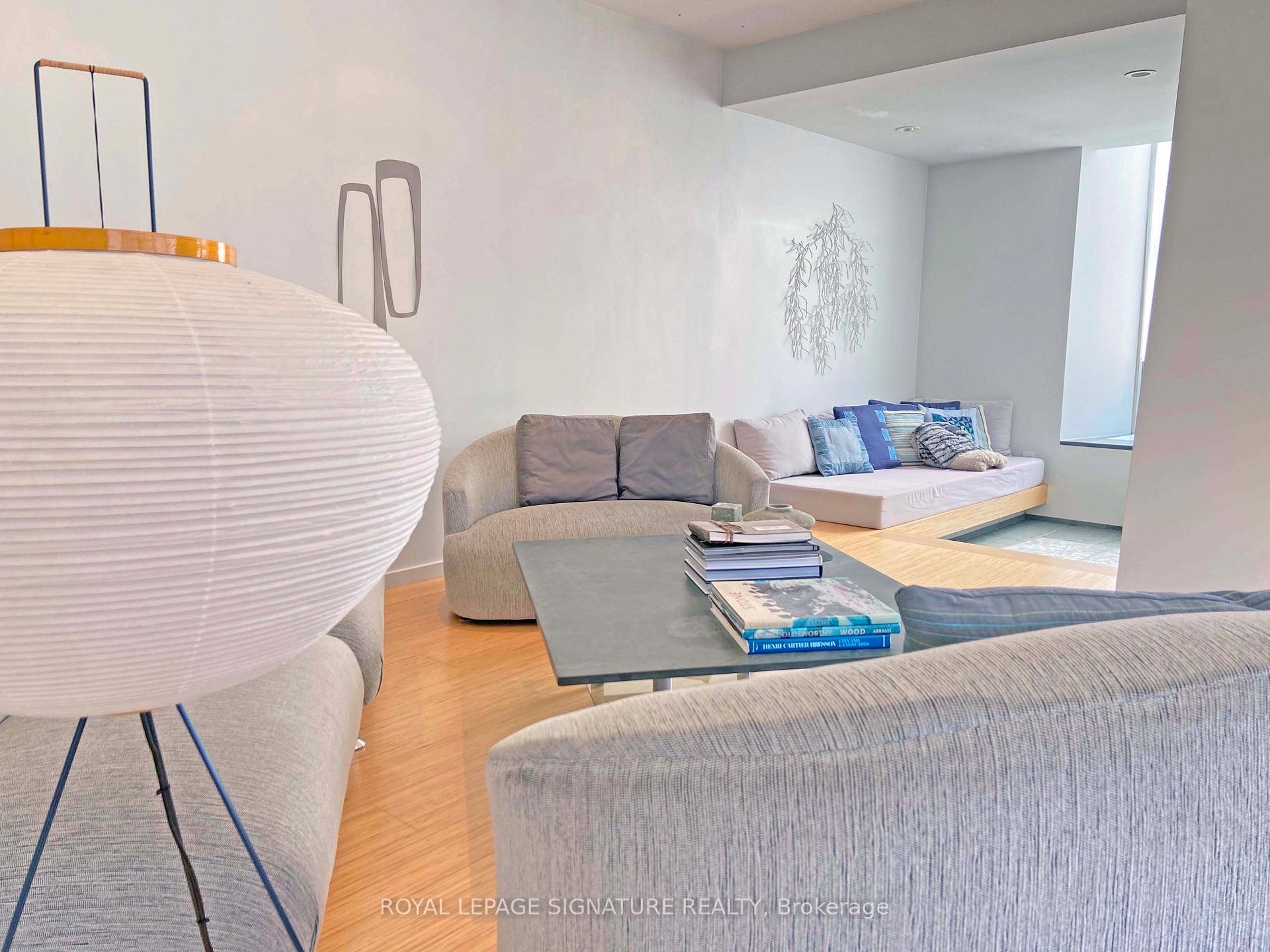 Photo 6 of Unit Main, 623 Wellington Street W, Toronto, Niagara — HOMEH