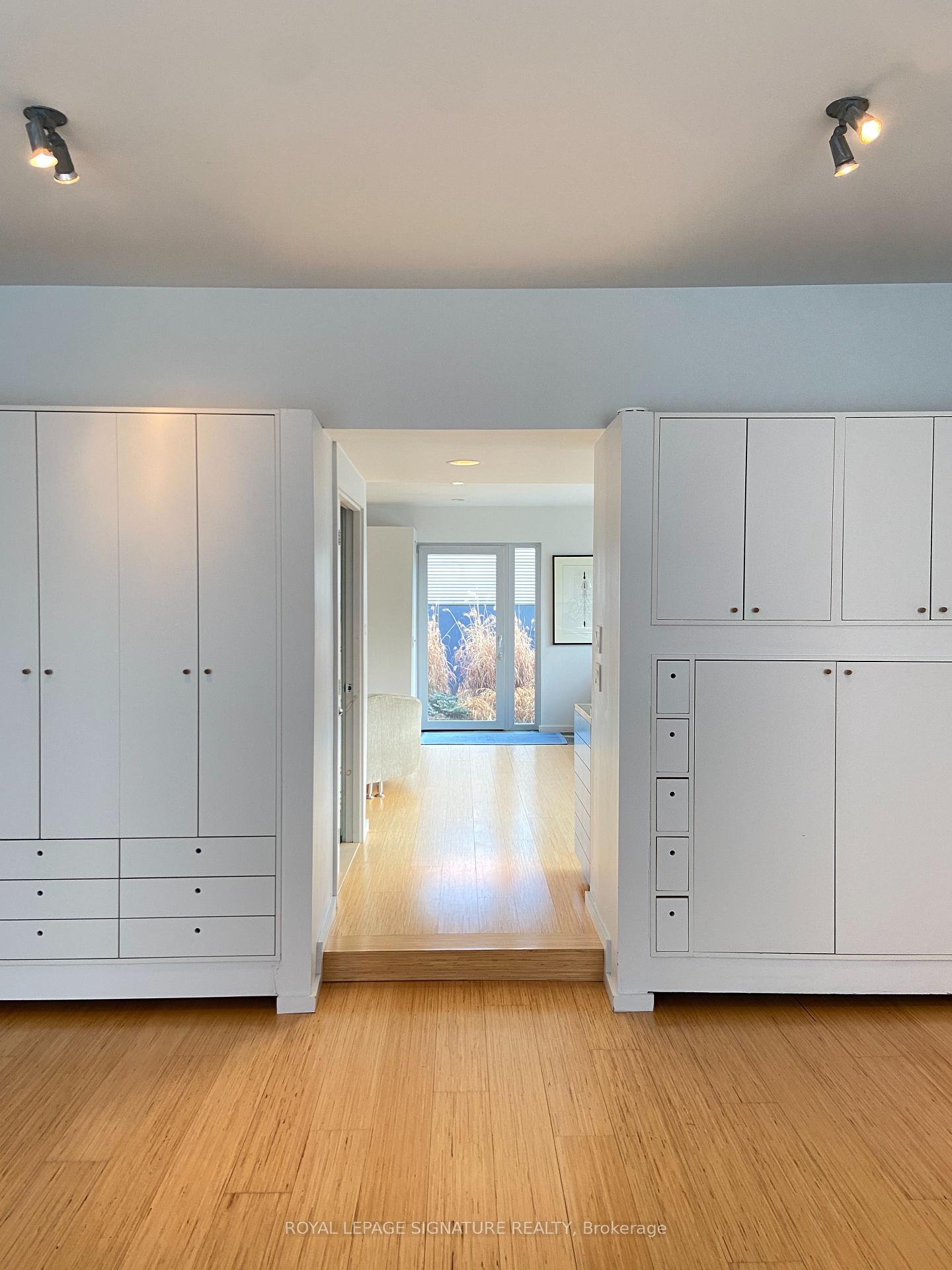 Photo 9 of Unit Main, 623 Wellington Street W, Toronto, Niagara — HOMEH