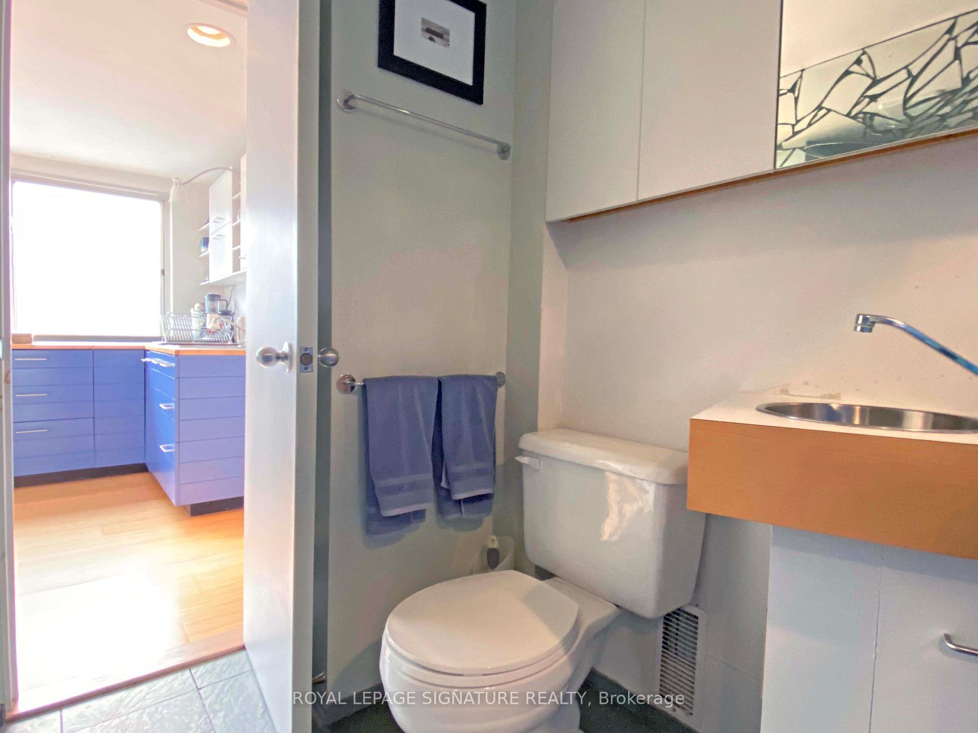 Photo 10 of Unit Main, 623 Wellington Street W, Toronto, Niagara — HOMEH