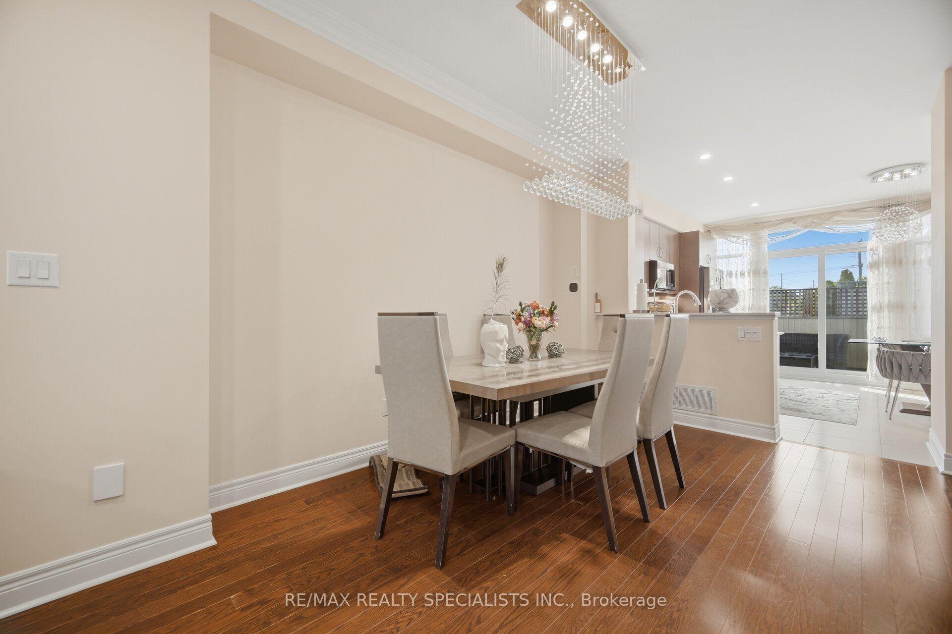 Photo 19 of Unit 112, 1812 Burnhamthorpe Road E, Mississauga, Applewood — HOMEH