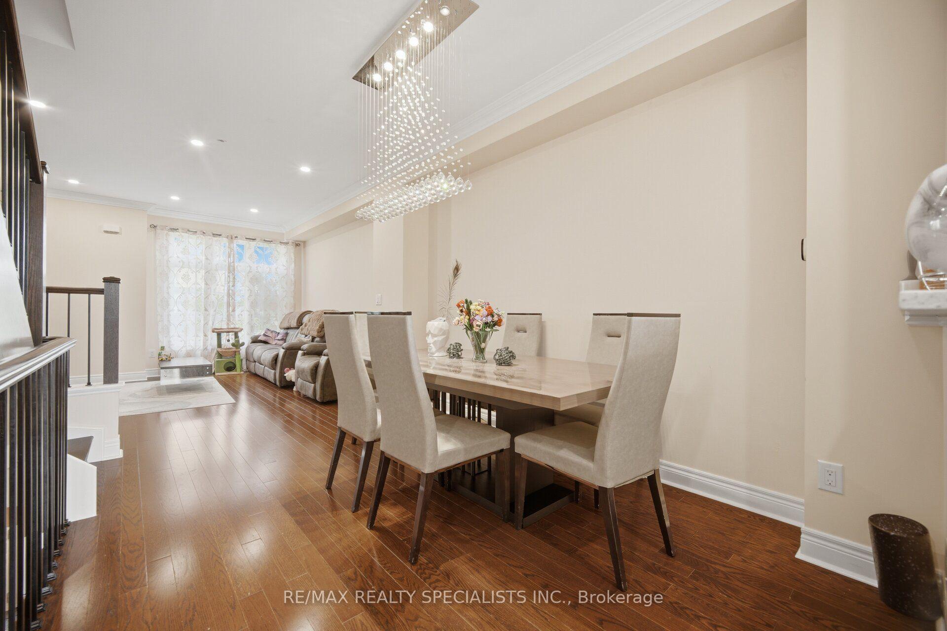 Photo 23 of Unit 112, 1812 Burnhamthorpe Road E, Mississauga, Applewood — HOMEH
