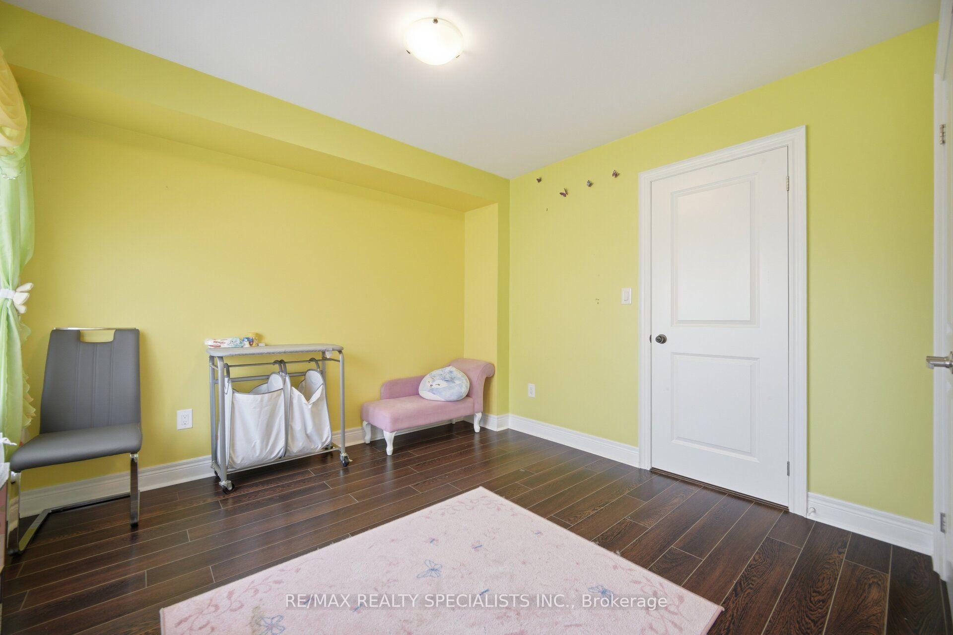 Photo 32 of Unit 112, 1812 Burnhamthorpe Road E, Mississauga, Applewood — HOMEH