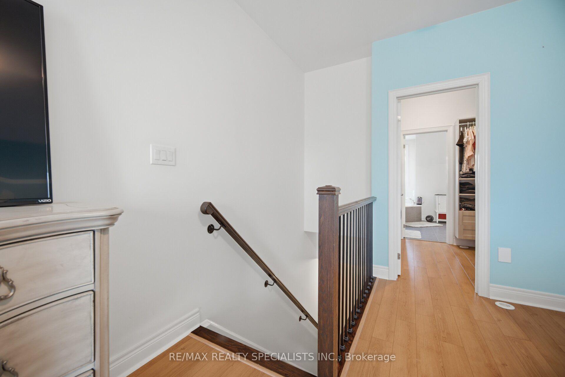 Photo 37 of Unit 112, 1812 Burnhamthorpe Road E, Mississauga, Applewood — HOMEH