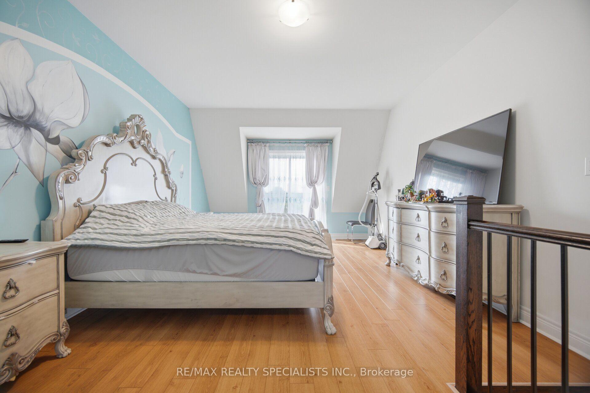 Photo 38 of Unit 112, 1812 Burnhamthorpe Road E, Mississauga, Applewood — HOMEH