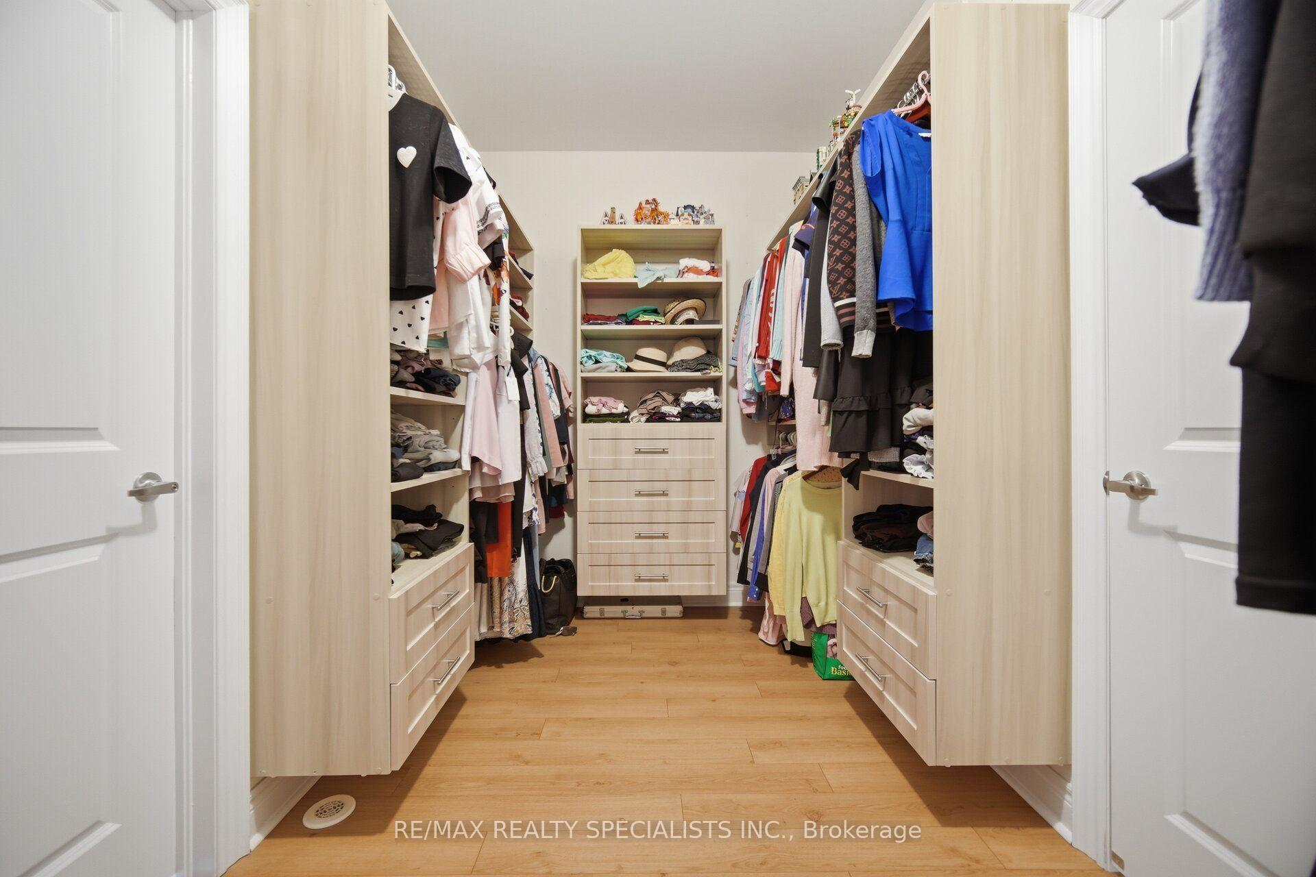 Photo 44 of Unit 112, 1812 Burnhamthorpe Road E, Mississauga, Applewood — HOMEH