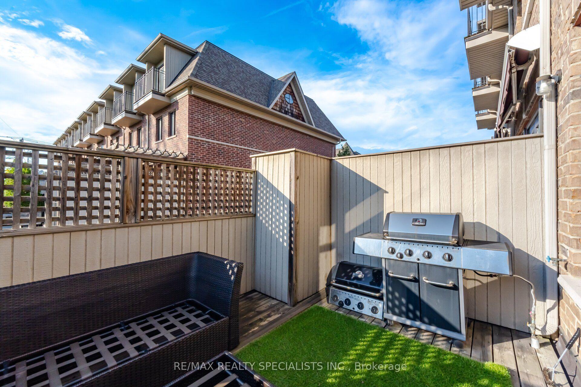 Photo 46 of Unit 112, 1812 Burnhamthorpe Road E, Mississauga, Applewood — HOMEH