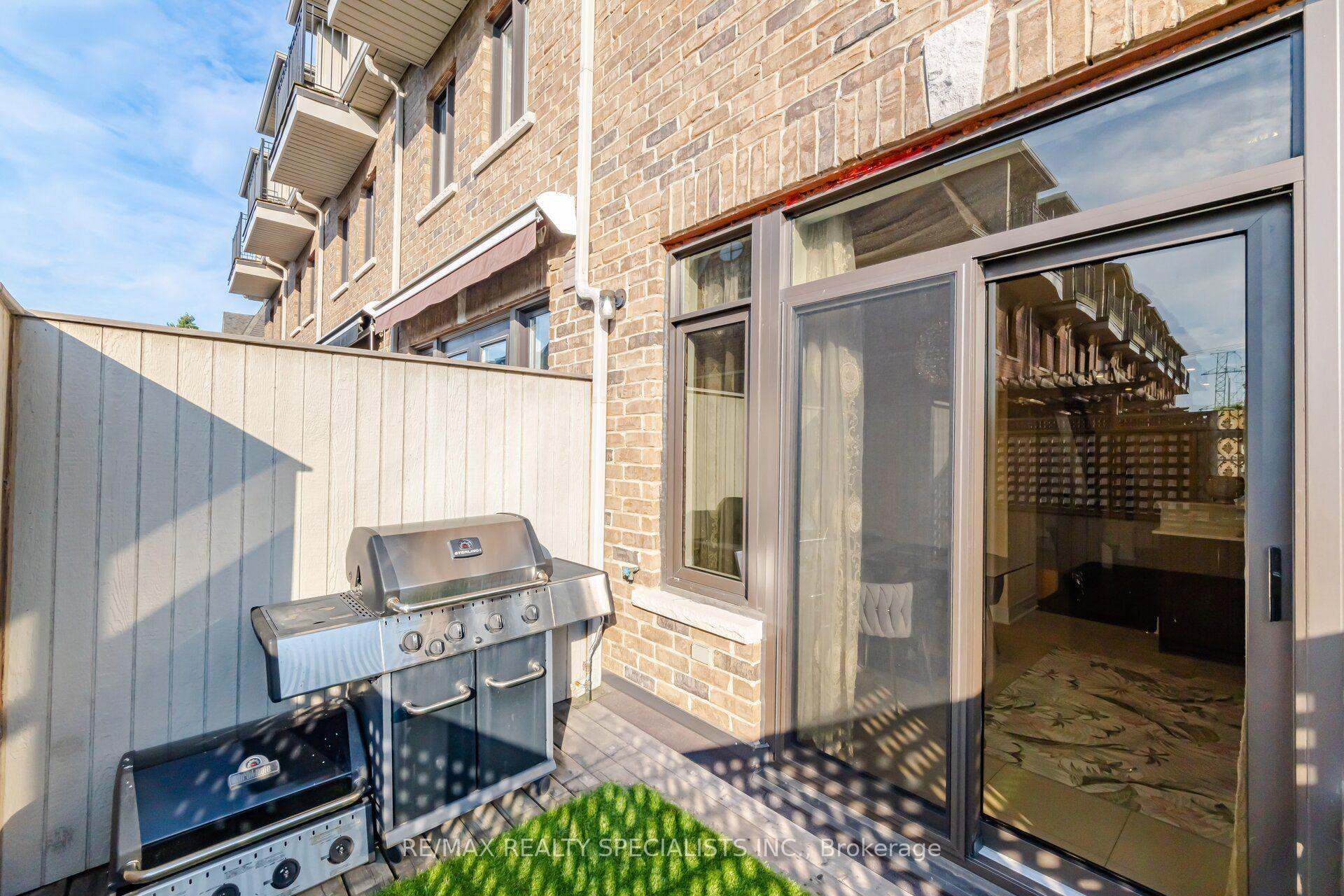 Photo 48 of Unit 112, 1812 Burnhamthorpe Road E, Mississauga, Applewood — HOMEH