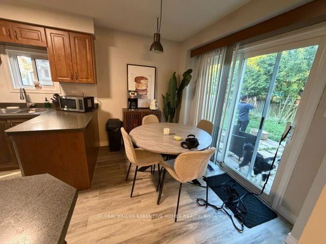 Photo 9 of 3232 Ulman Road, Oakville, Bronte — HOMEH