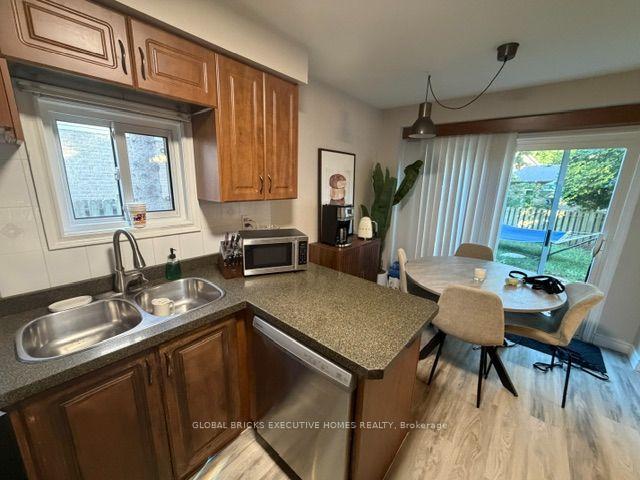Photo 13 of 3232 Ulman Road, Oakville, Bronte — HOMEH